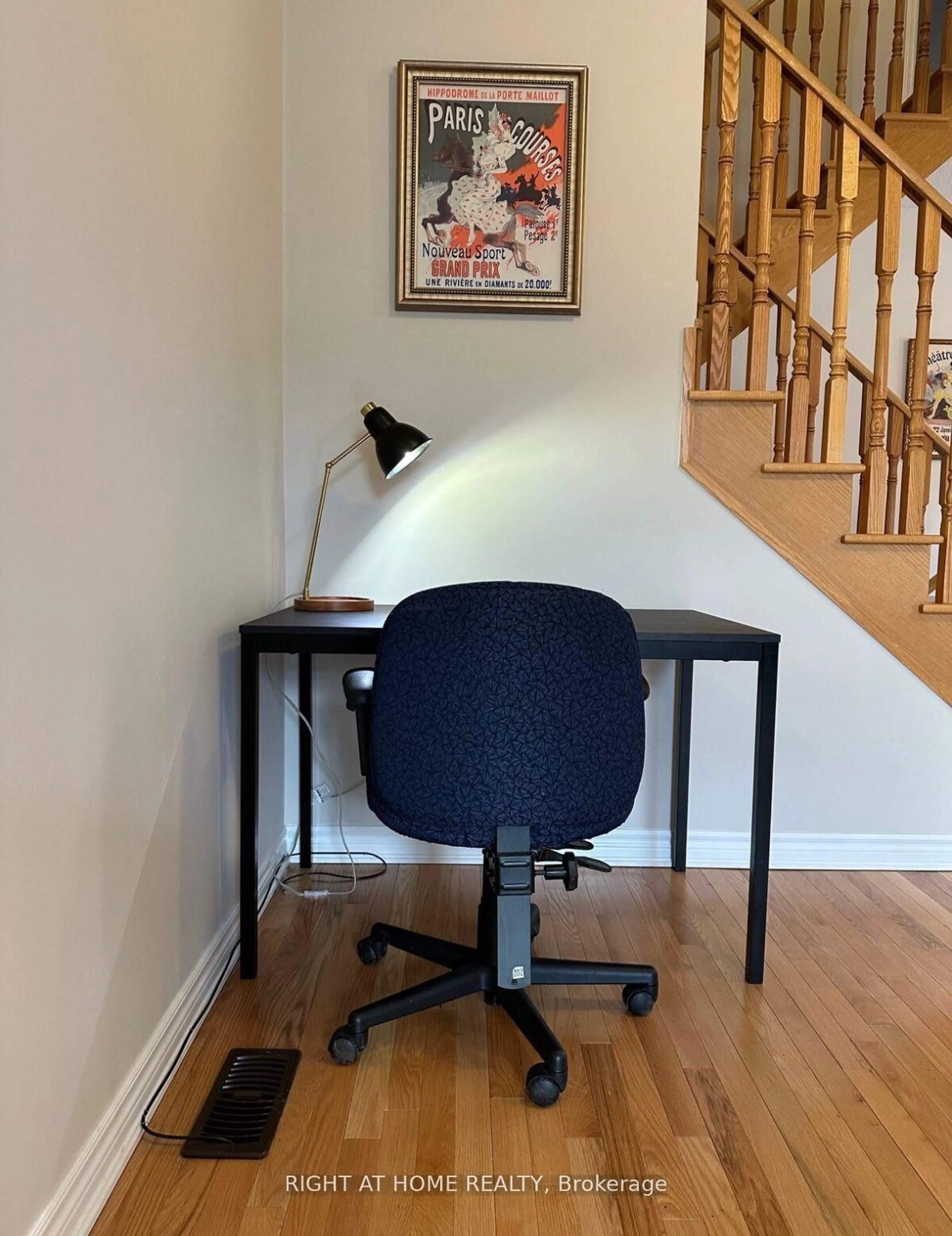 A pic of a room for 8777 Dufferin St #23, Vaughan Ontario L4J 8W3