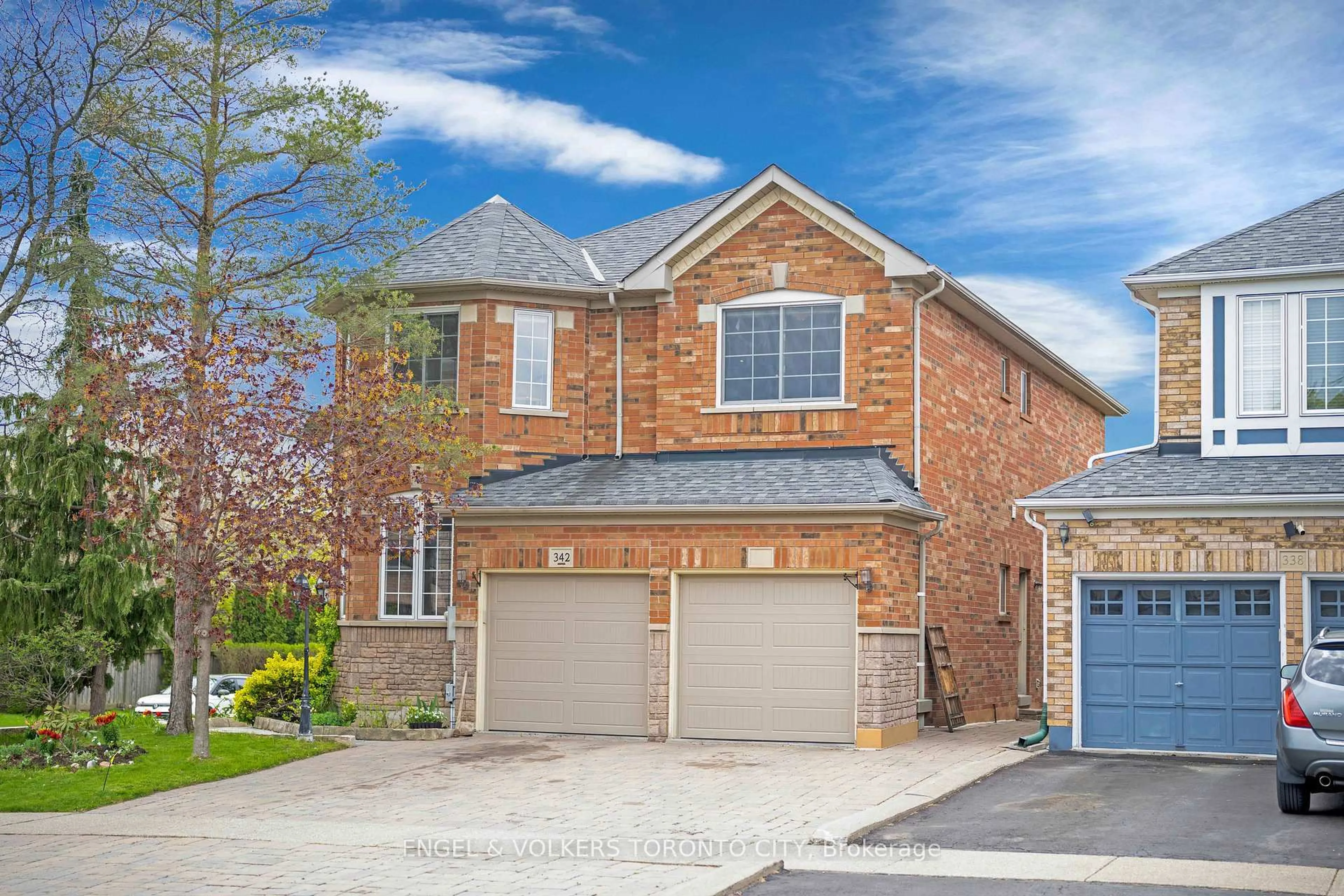 Home with brick exterior material, street for 342 Sunset Rdge, Vaughan Ontario L4H 1Z5