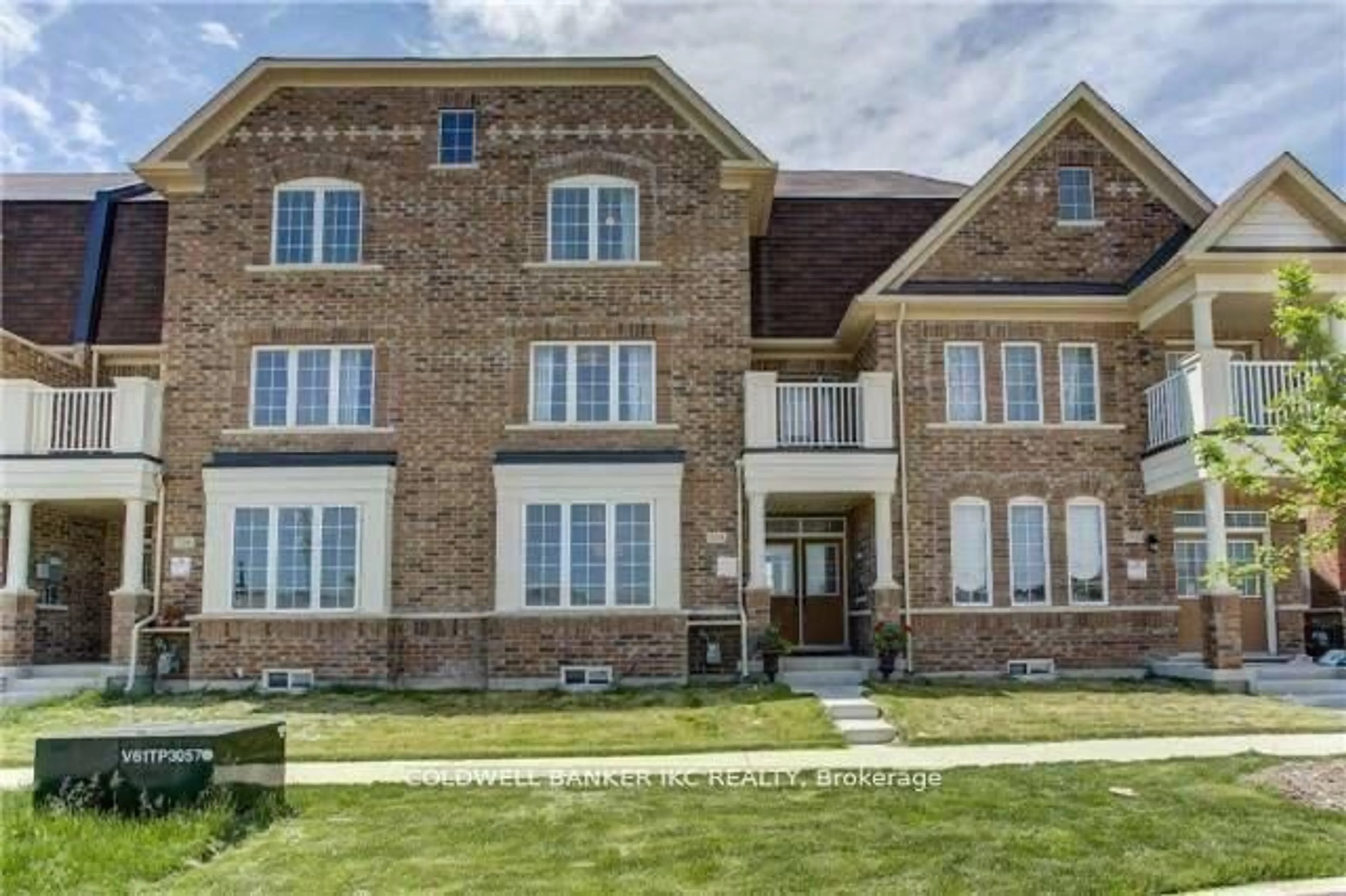 Home with brick exterior material, street for 310 Barons St, Vaughan Ontario L4H 4H4