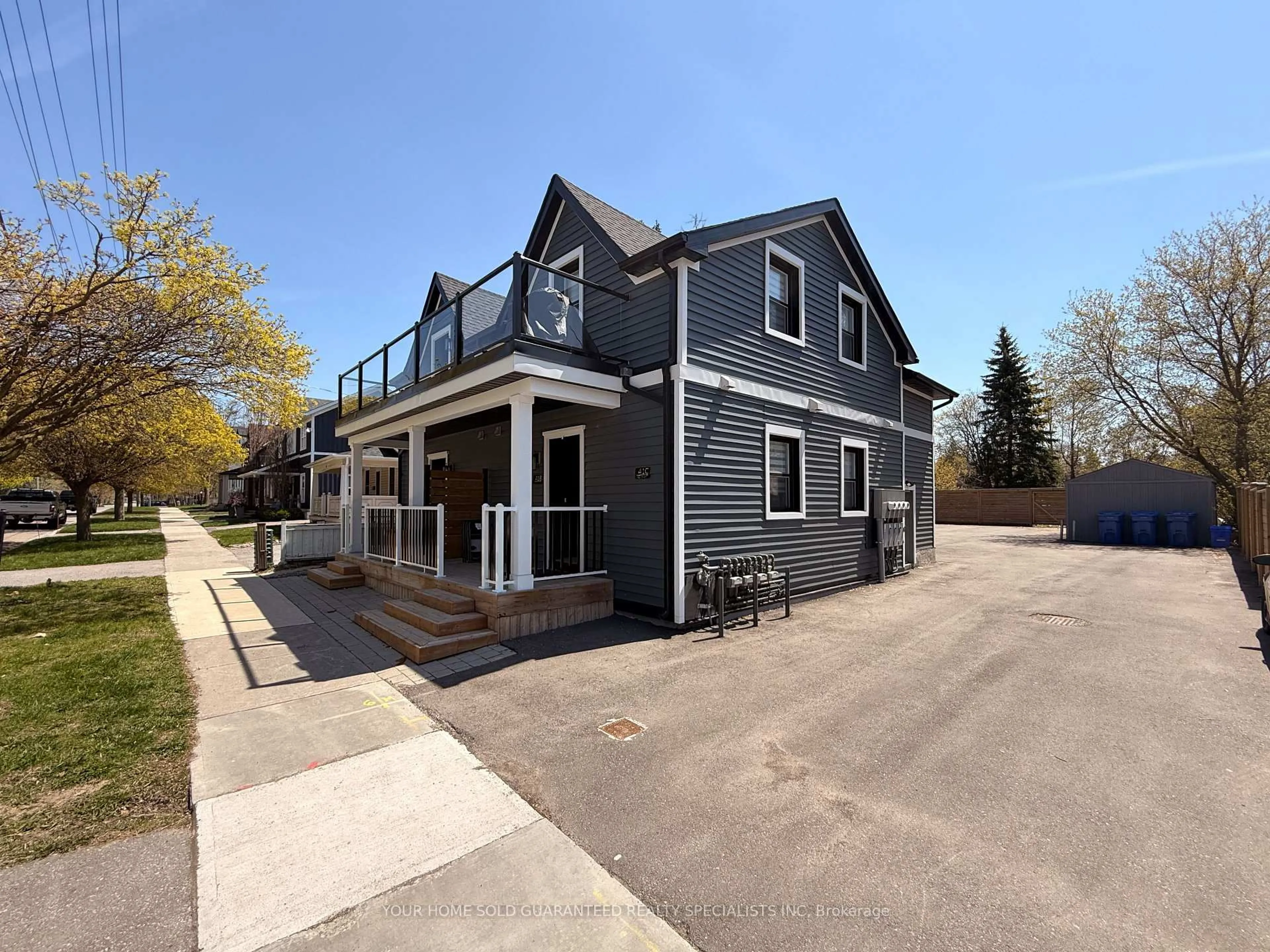 Unknown for 41 Mosley St, Aurora Ontario L4G 1G8