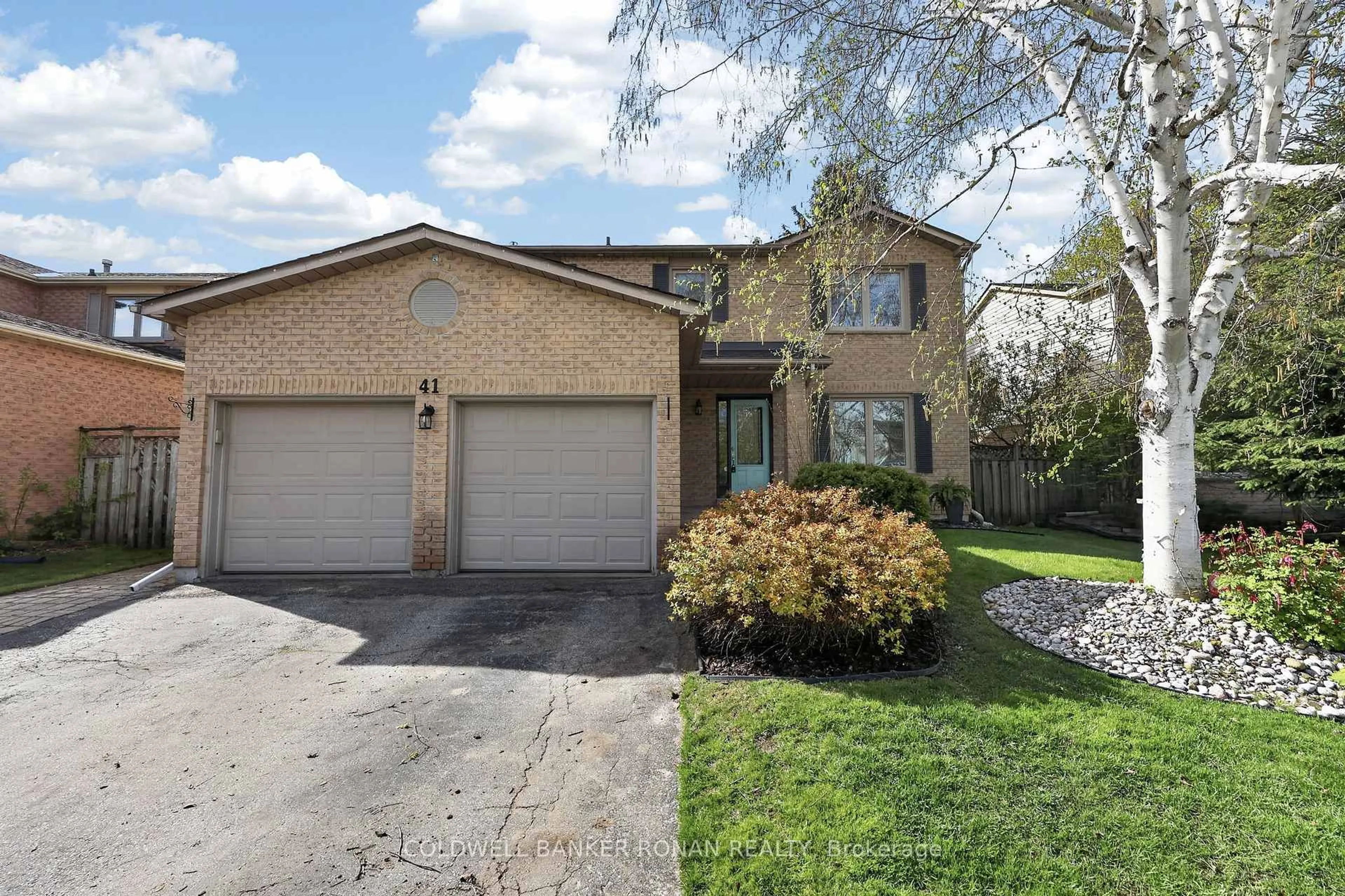 Home with brick exterior material, street for 41 Wolfe Ave, New Tecumseth Ontario L0G 1W0