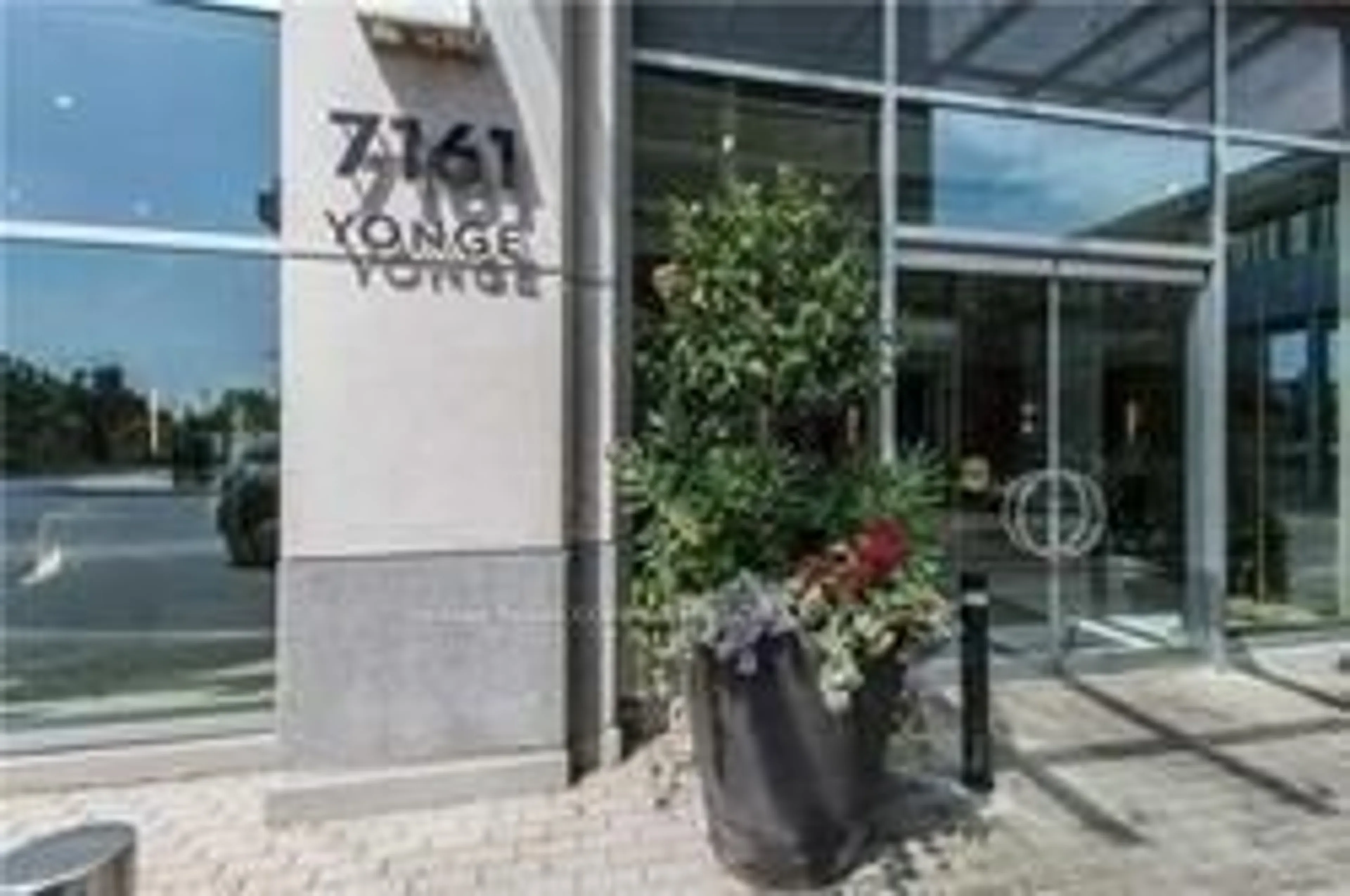 Lobby for 7161 Yonge St #1133, Markham Ontario L3T 0C8