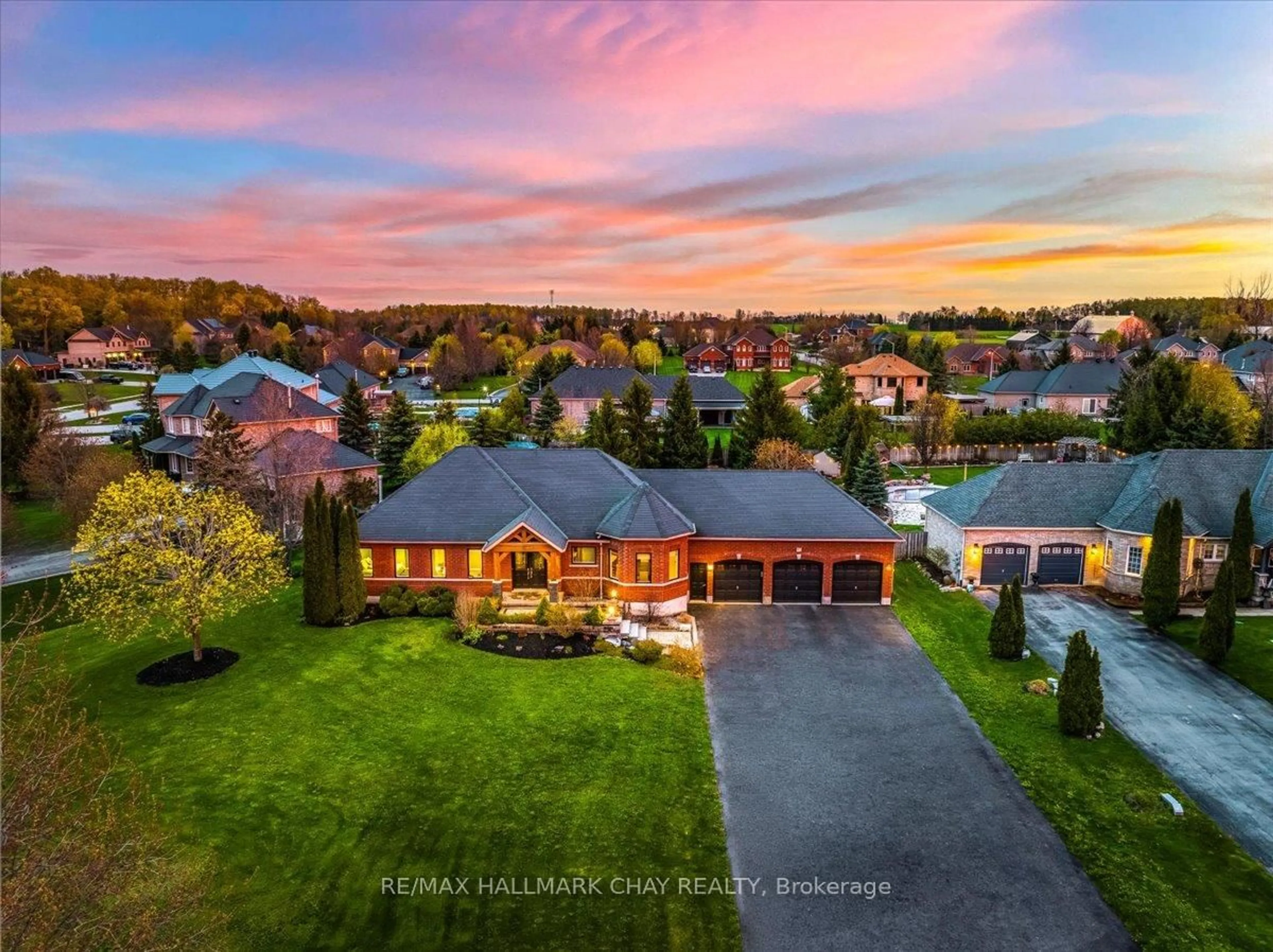 A pic from outside/outdoor area/front of a property/back of a property/a pic from drone, street for 13 Brykman Rd, Essa Ontario L0L 2N2