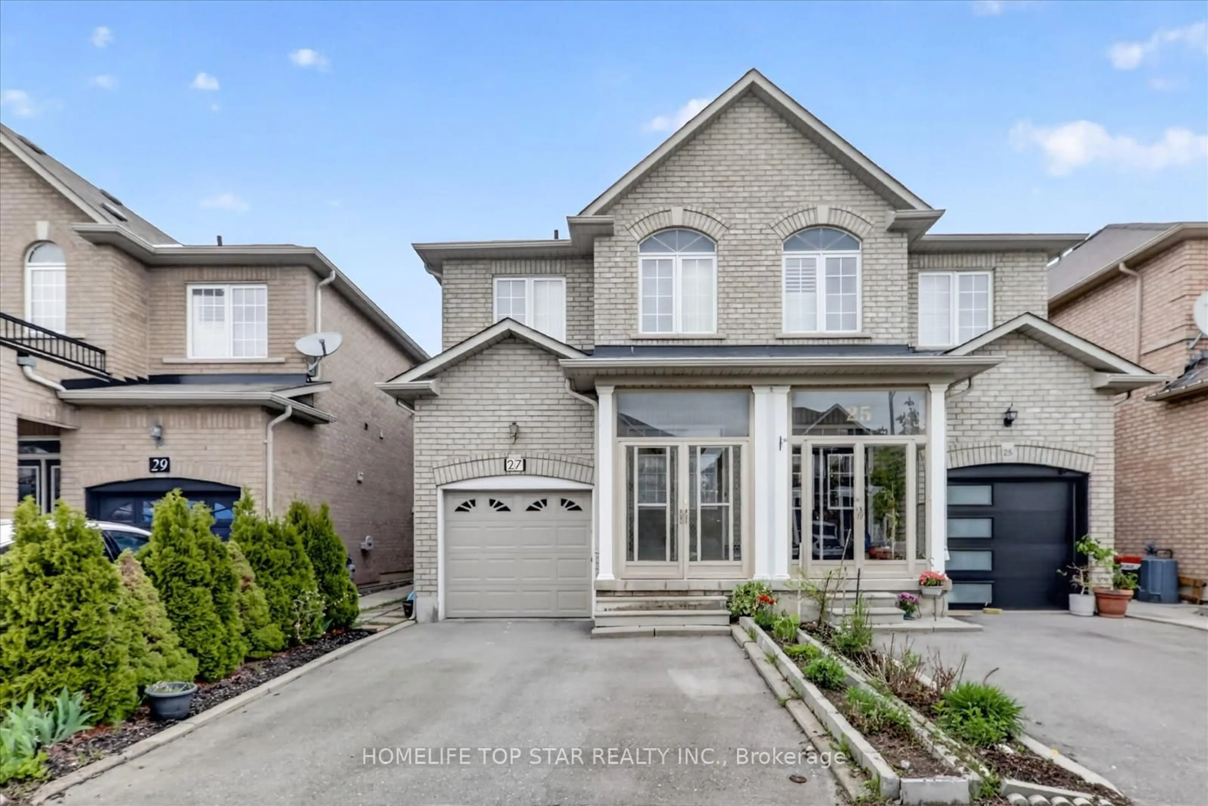 Home with brick exterior material, street for 27 Lahore Cres, Markham Ontario L3S 0A6