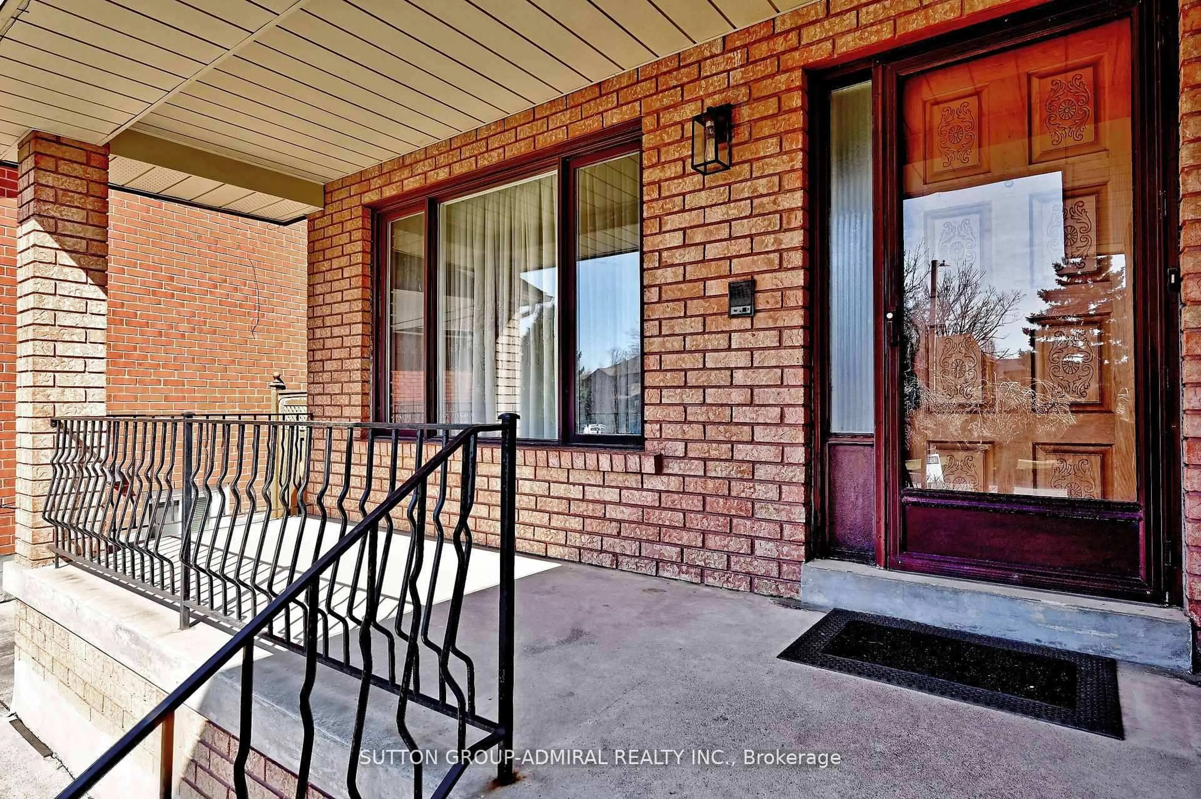 Unknown for 45 Royal Garden Blvd, Vaughan Ontario L4L 7C4