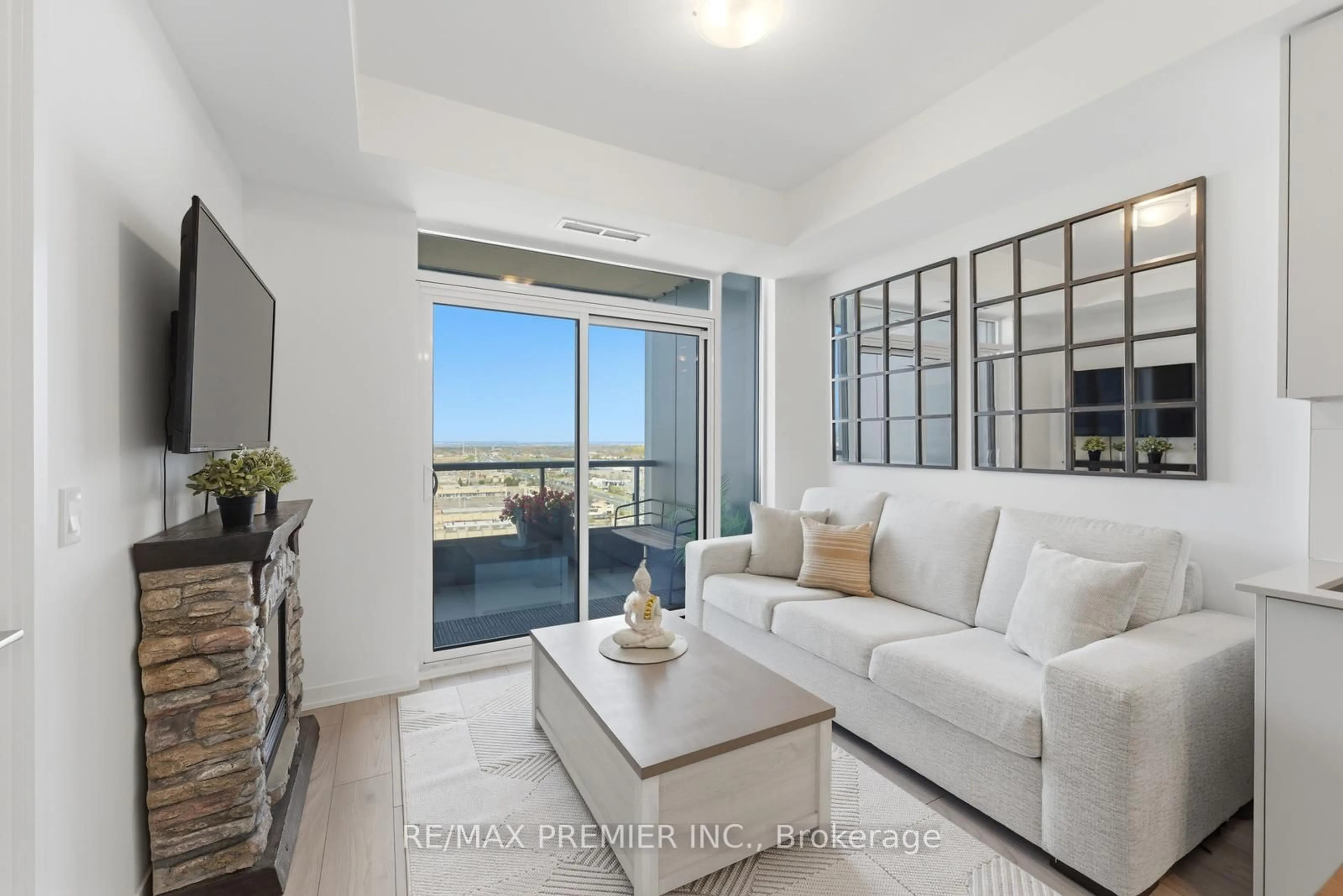 Living room with furniture, ceramic/tile floor for 10 Abeja St #1512, Vaughan Ontario L4K 0R4