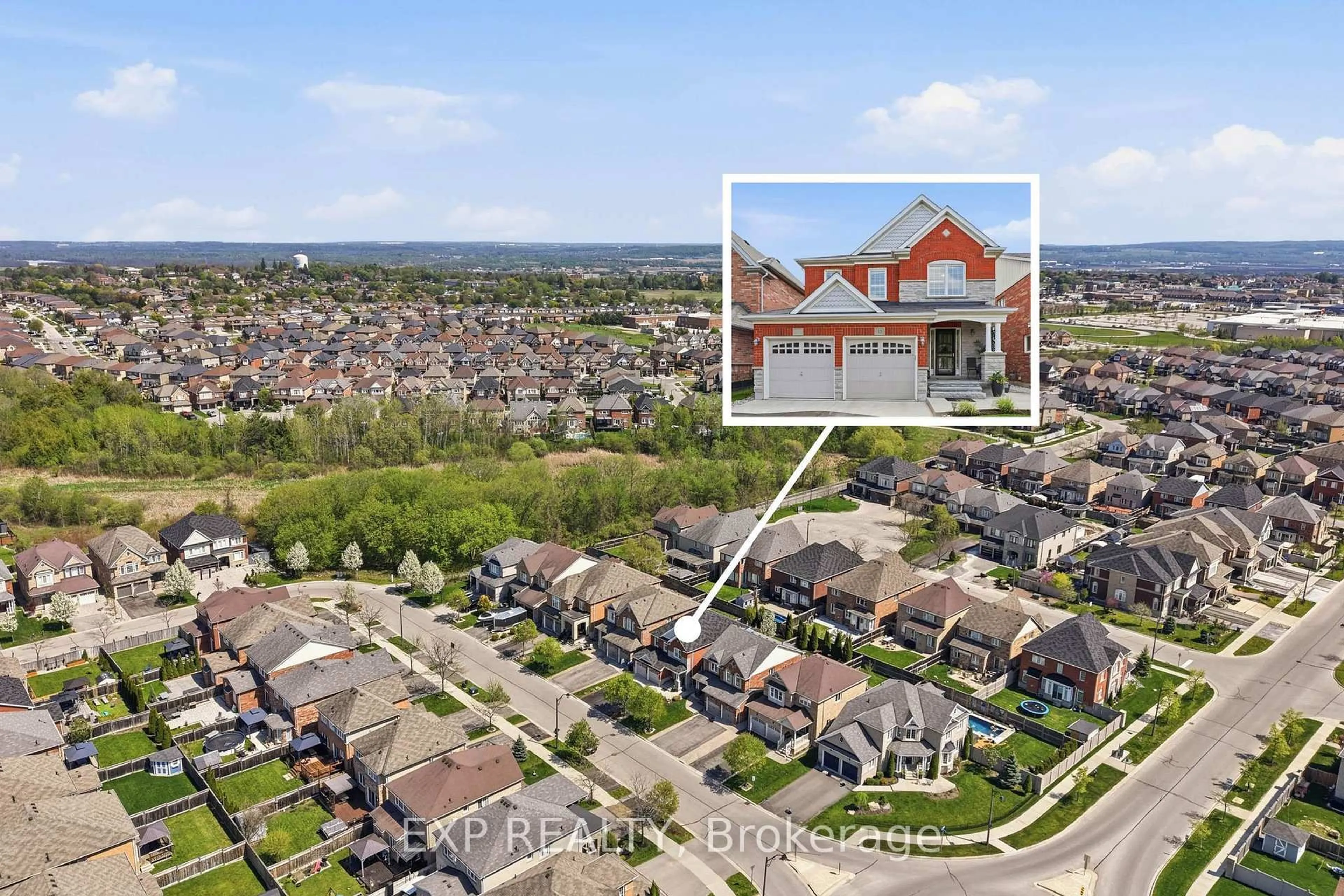 A pic from outside/outdoor area/front of a property/back of a property/a pic from drone, city buildings view from balcony for 15 Green Darner Tr, Bradford West Gwillimbury Ontario L3Z 0M1