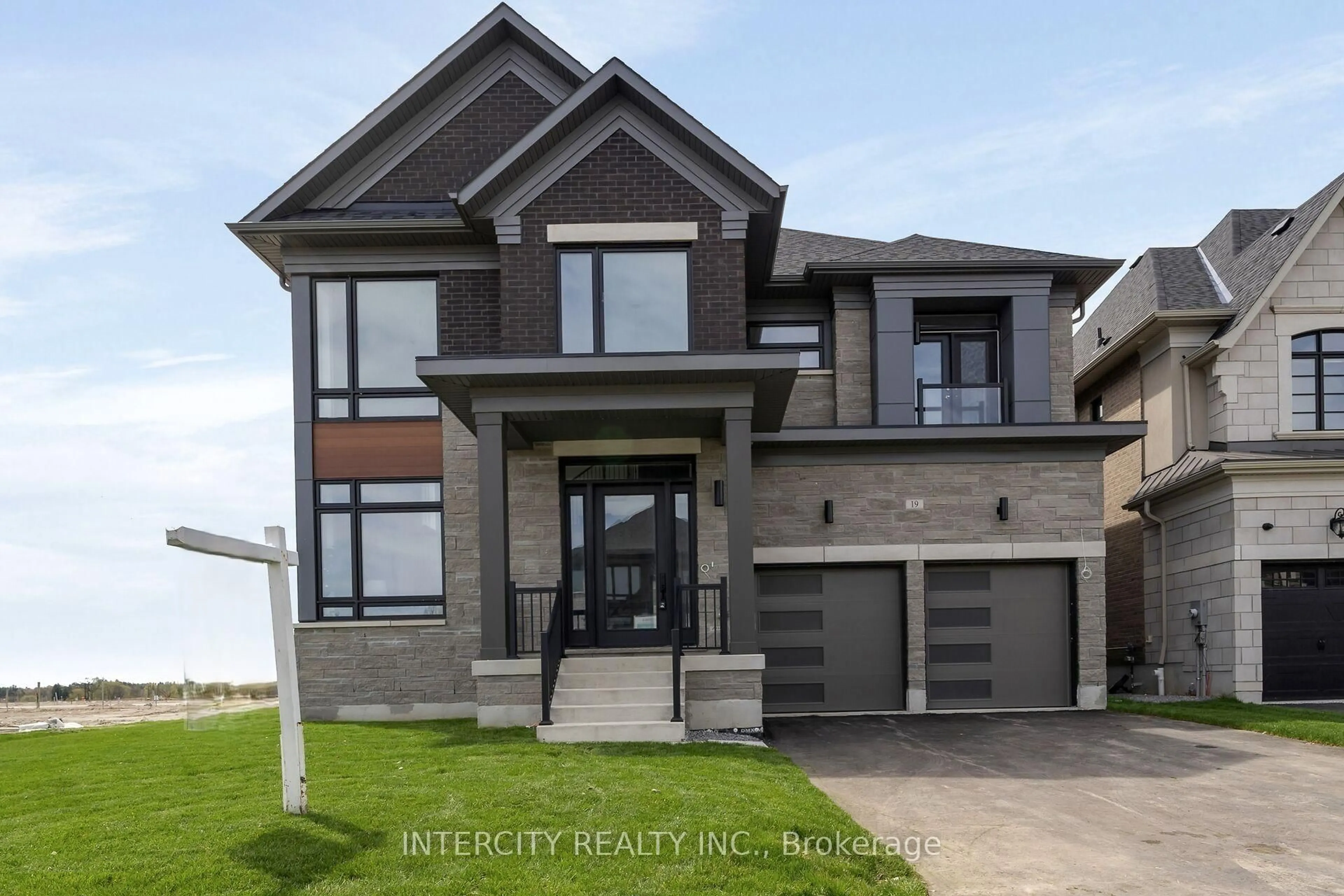 Home with brick exterior material, street for 19 Heart Lake Circ #Lot 9N, King Ontario L7B 1K5
