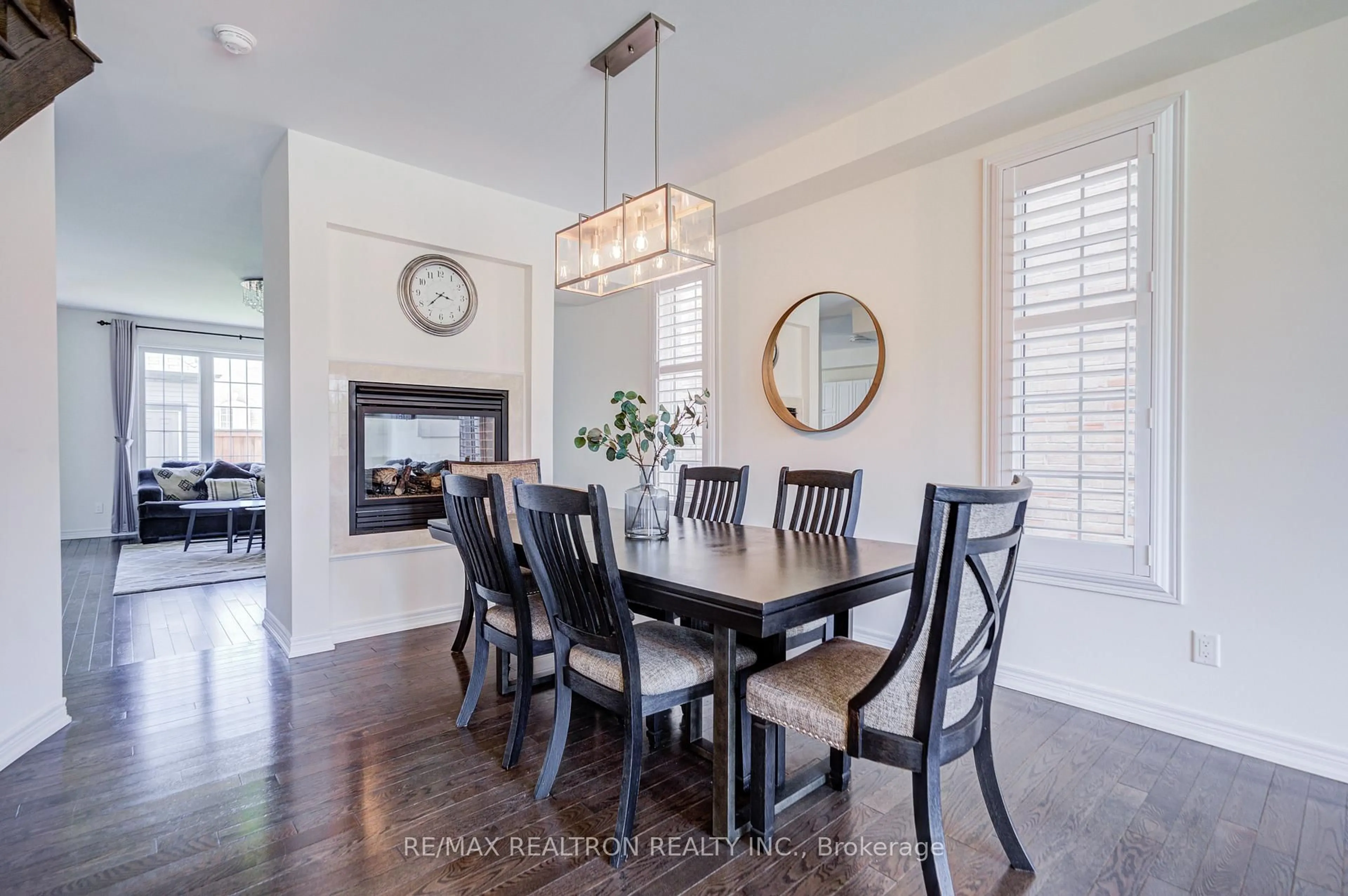 Dining room, unknown for 2776 Donald Cousens Pkwy, Markham Ontario L6B 1J5