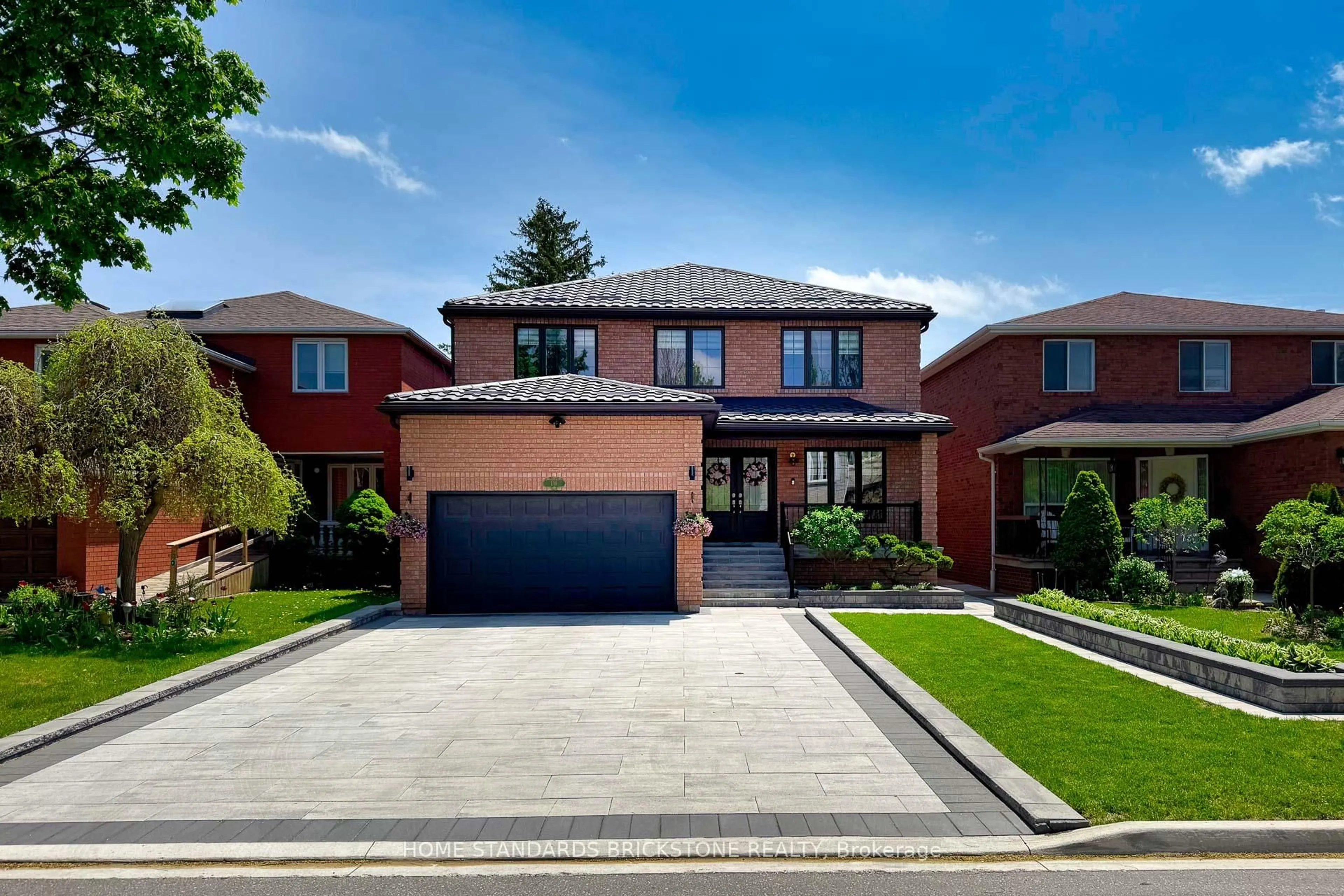 Home with brick exterior material, street for 139 Pinewood Dr, Vaughan Ontario L4J 5P7