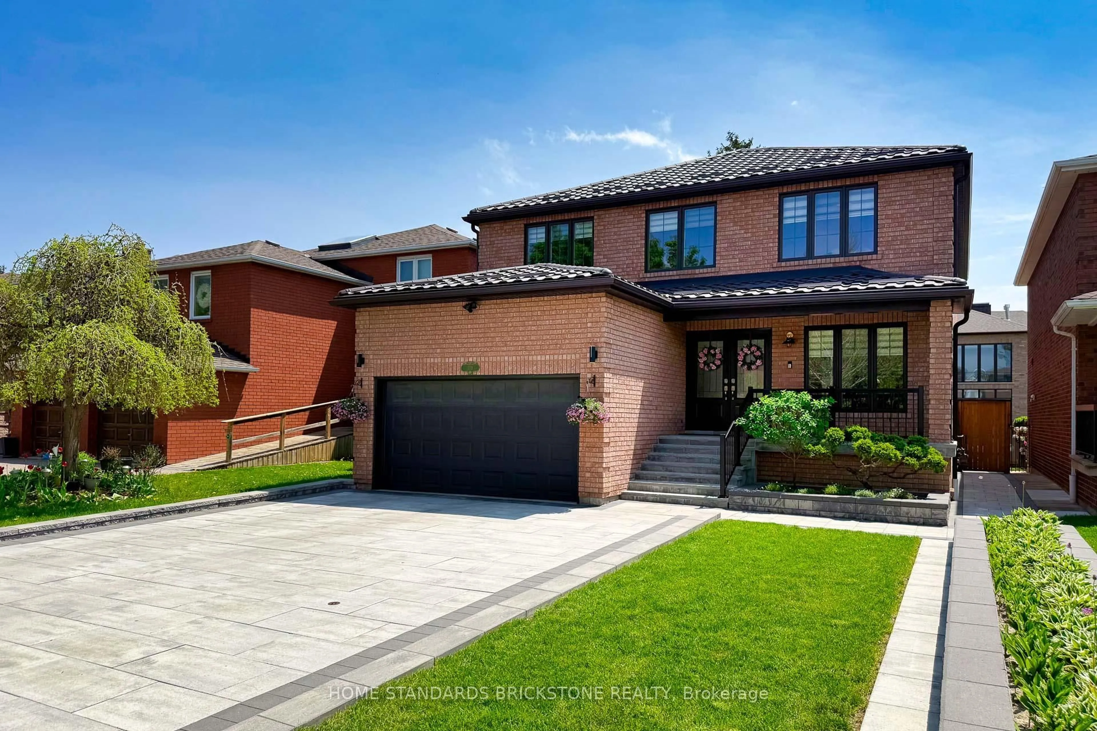 Home with brick exterior material, street for 139 Pinewood Dr, Vaughan Ontario L4J 5P7