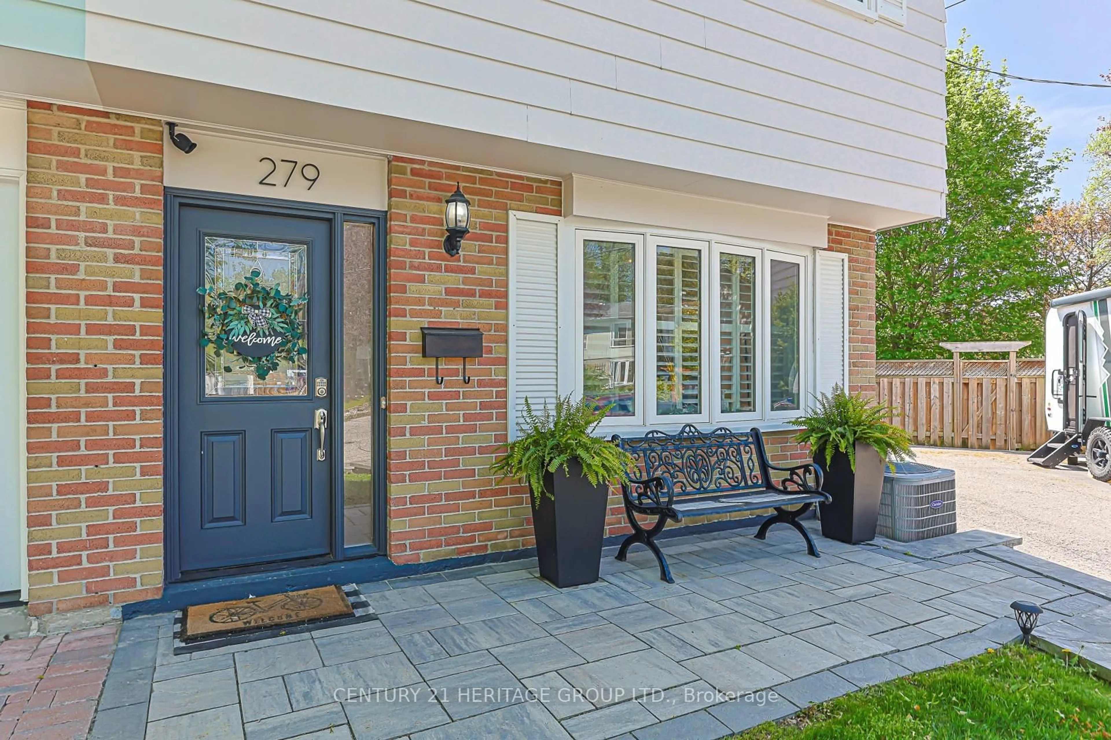 Unknown for 279 Rockway Crt, Newmarket Ontario L3Y 3M3