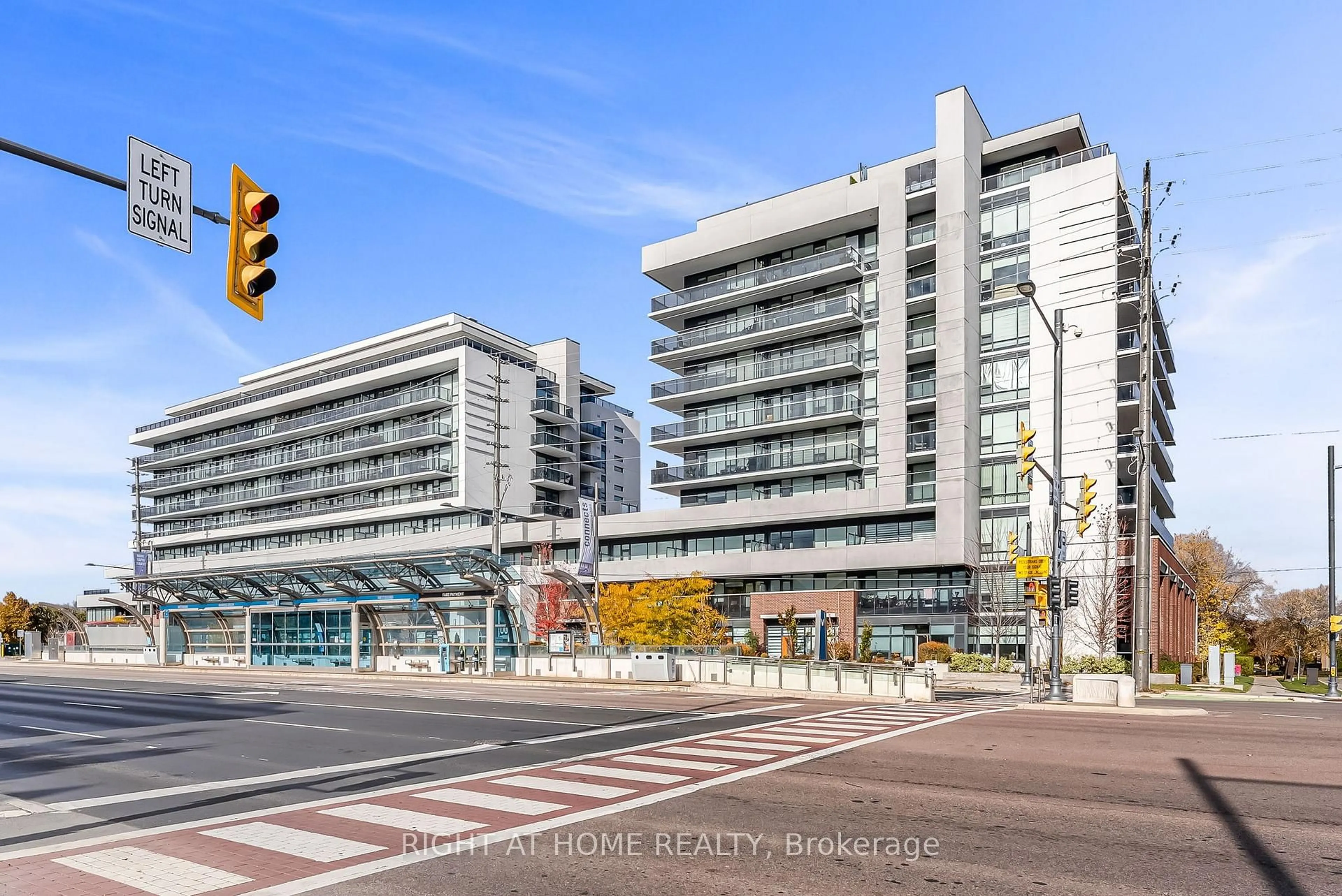 Unknown for 4800 Highway 7 #810, Vaughan Ontario L4L 1H8
