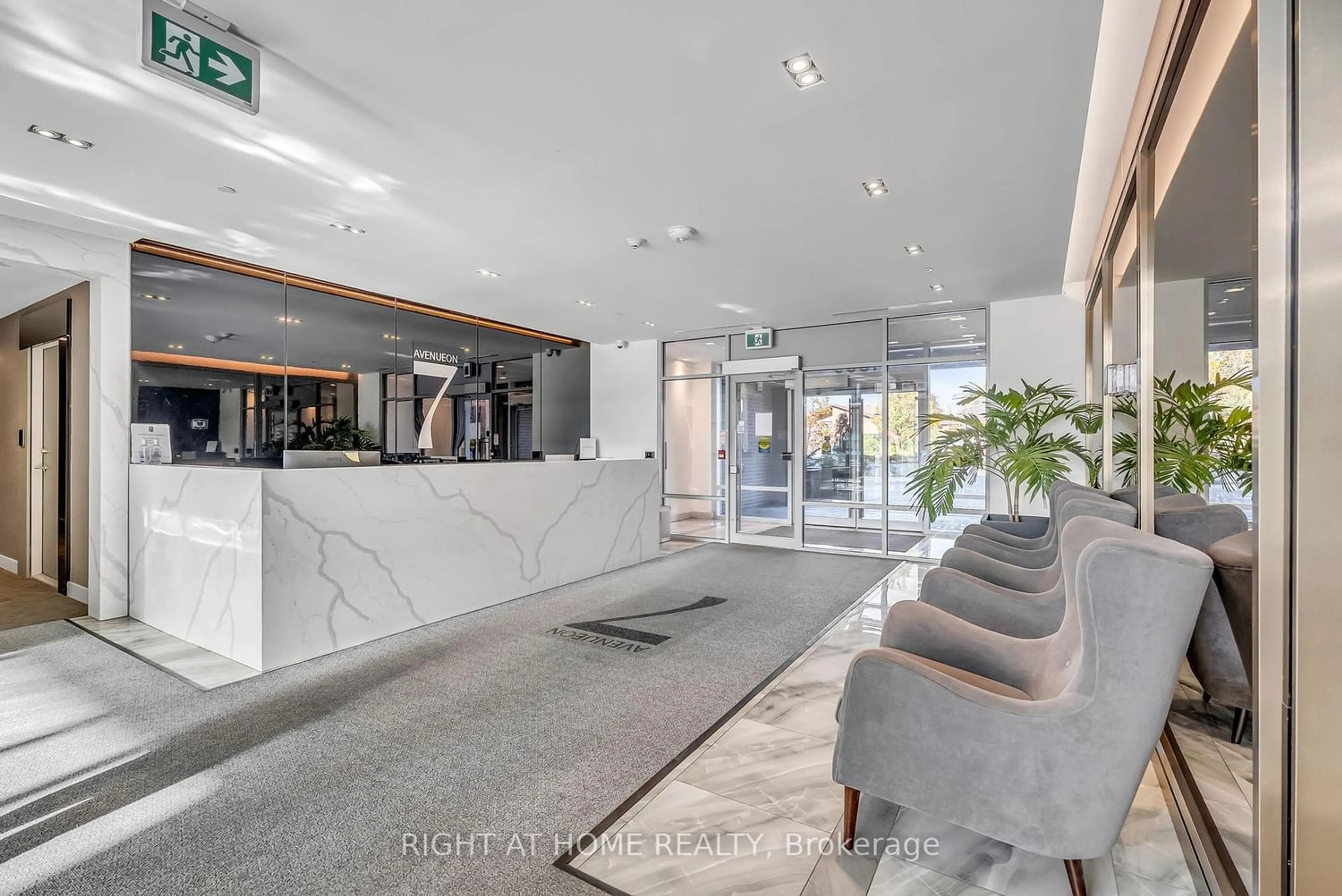 Lobby for 4800 Highway 7 #810, Vaughan Ontario L4L 1H8