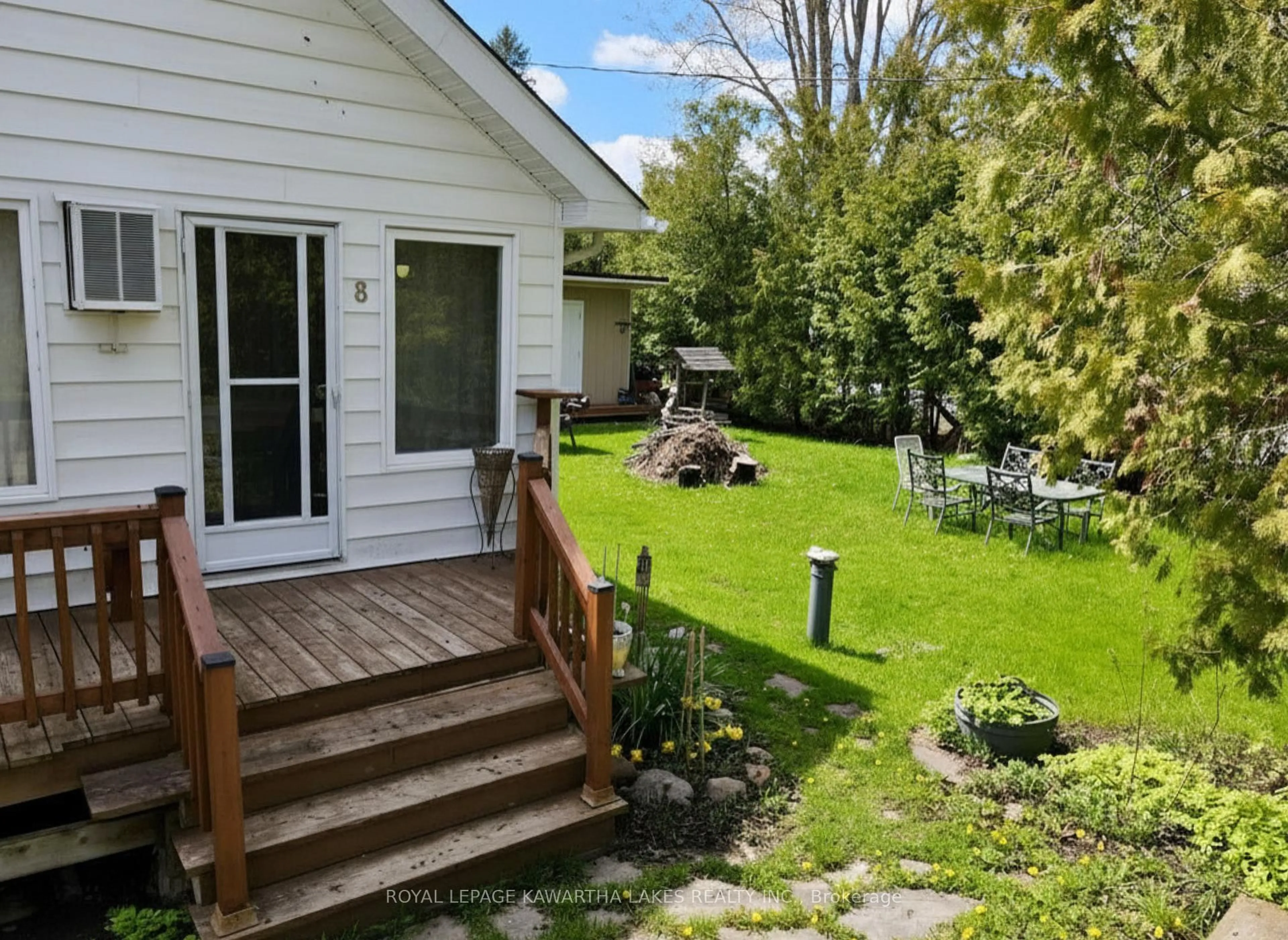 Patio, unknown for 8 Sandy Cove Lane, Georgina Ontario L4P 3E9