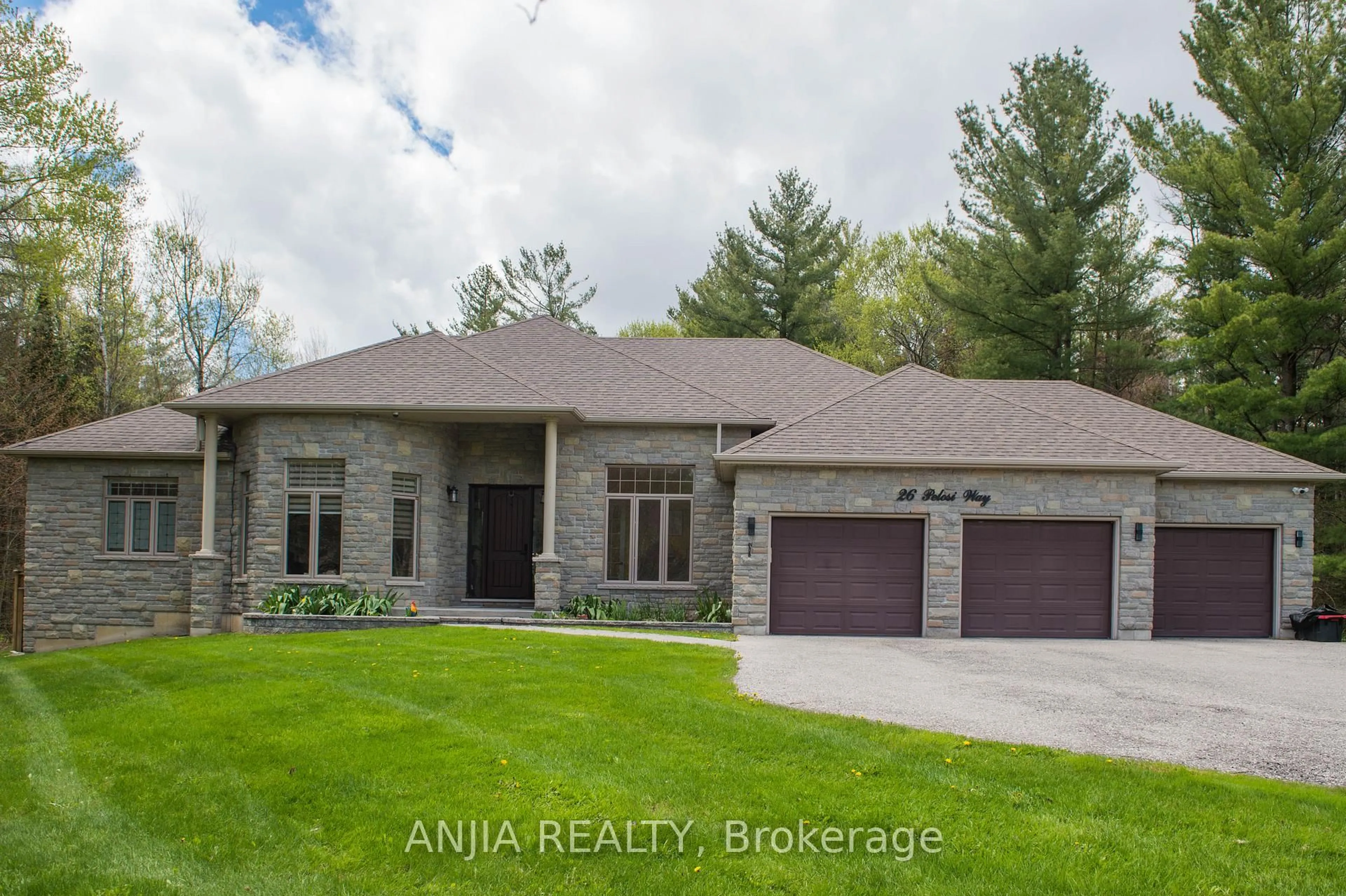 Home with brick exterior material, street for 26 Pelosi Way, East Gwillimbury Ontario L0G 1M0