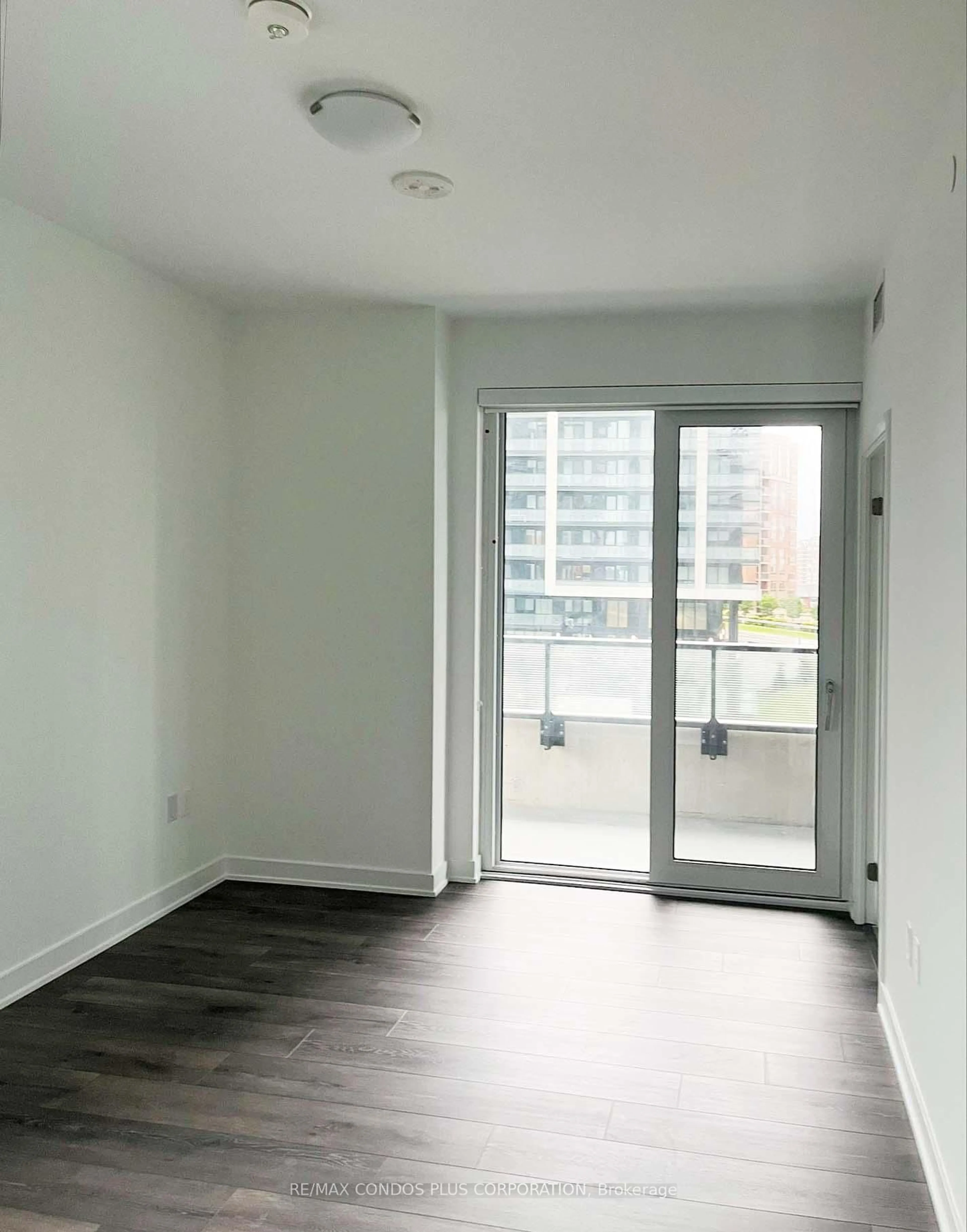 A pic of a room for 105 Oneida Cres #503, Richmond Hill Ontario L4B 0H6
