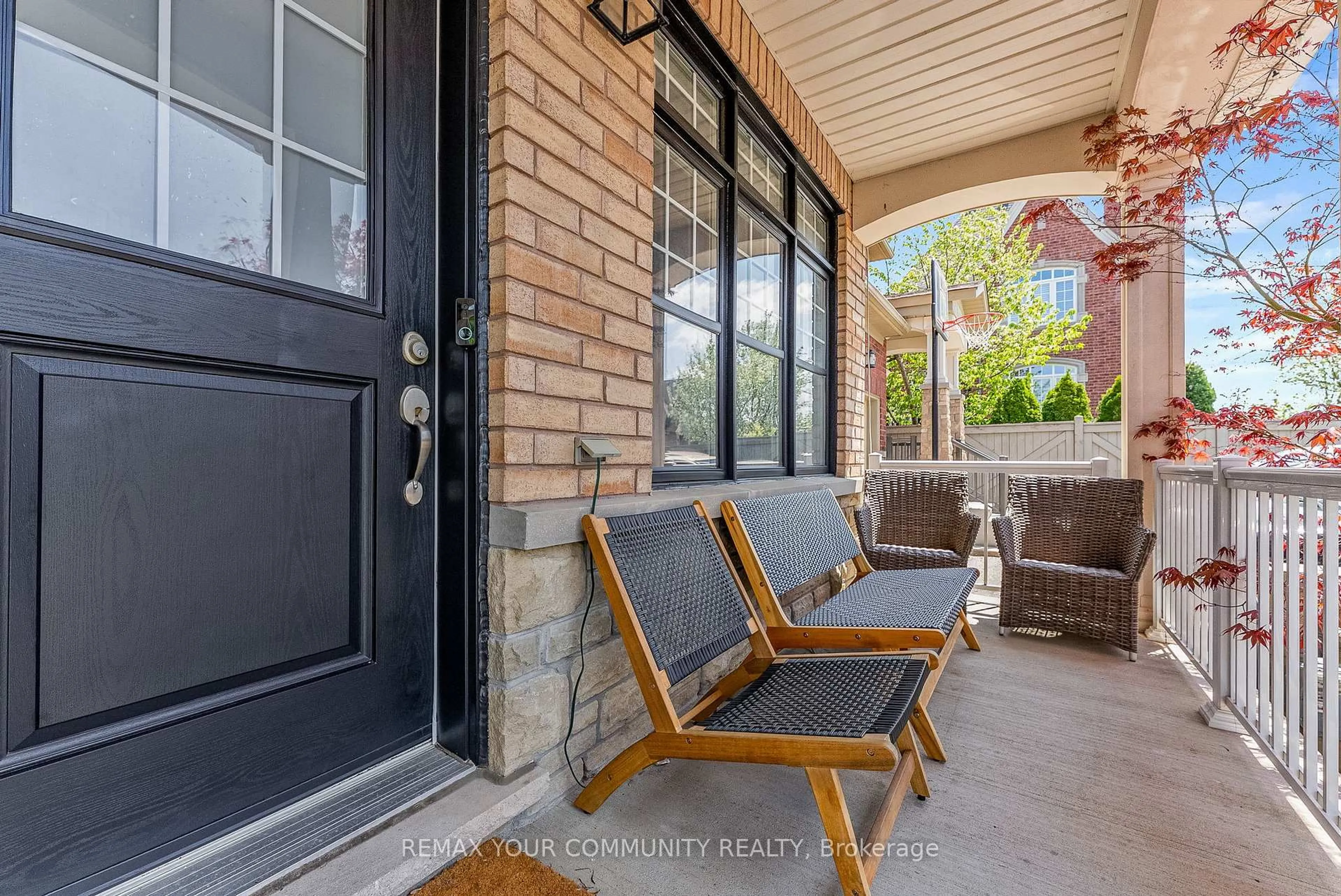 Indoor entryway for 95 Alex Campbell Cres, King Ontario L7B 1K9