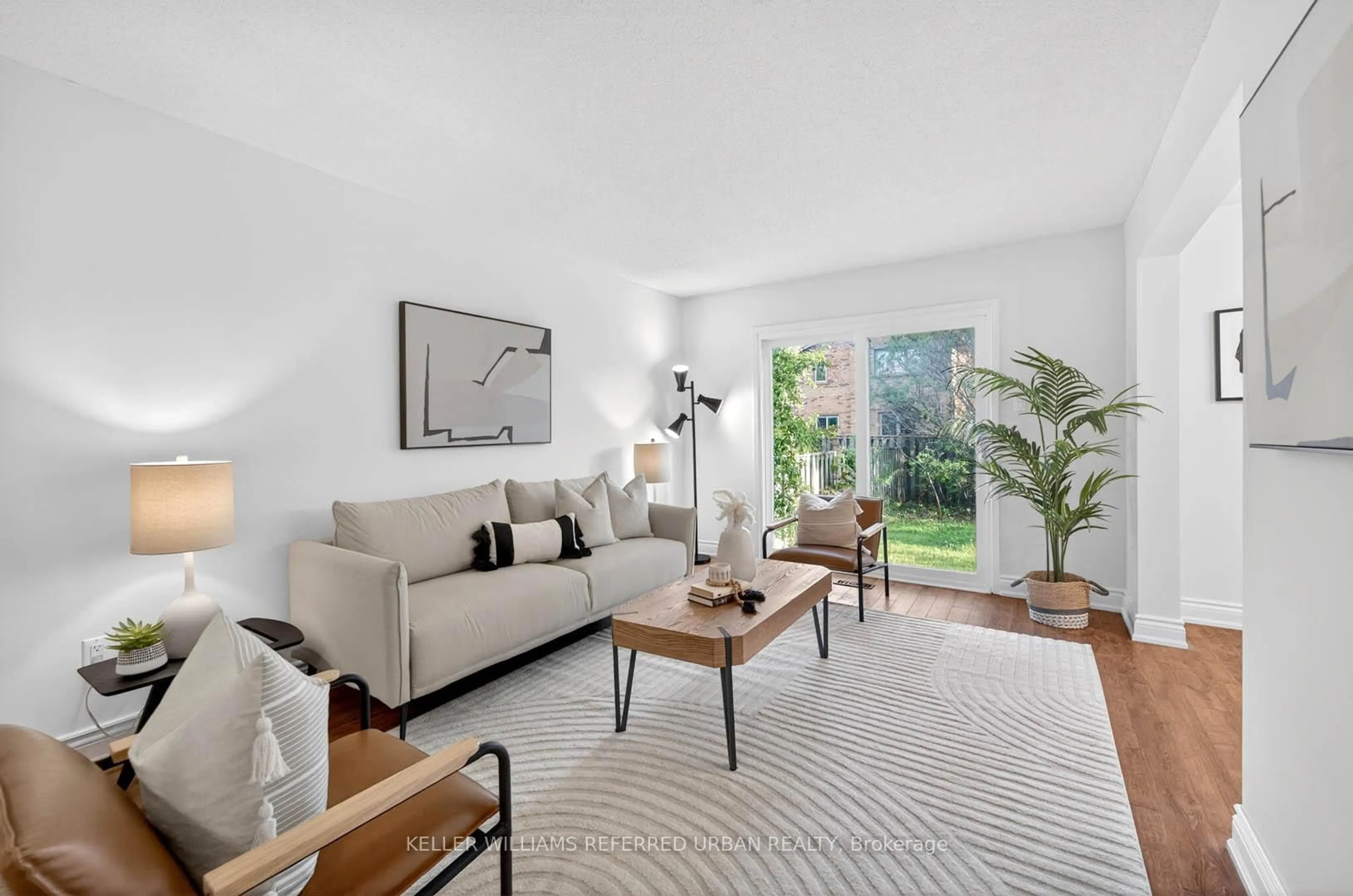 Living room with furniture, unknown for 41 Patrice Cres, Vaughan Ontario L4J 4Z1