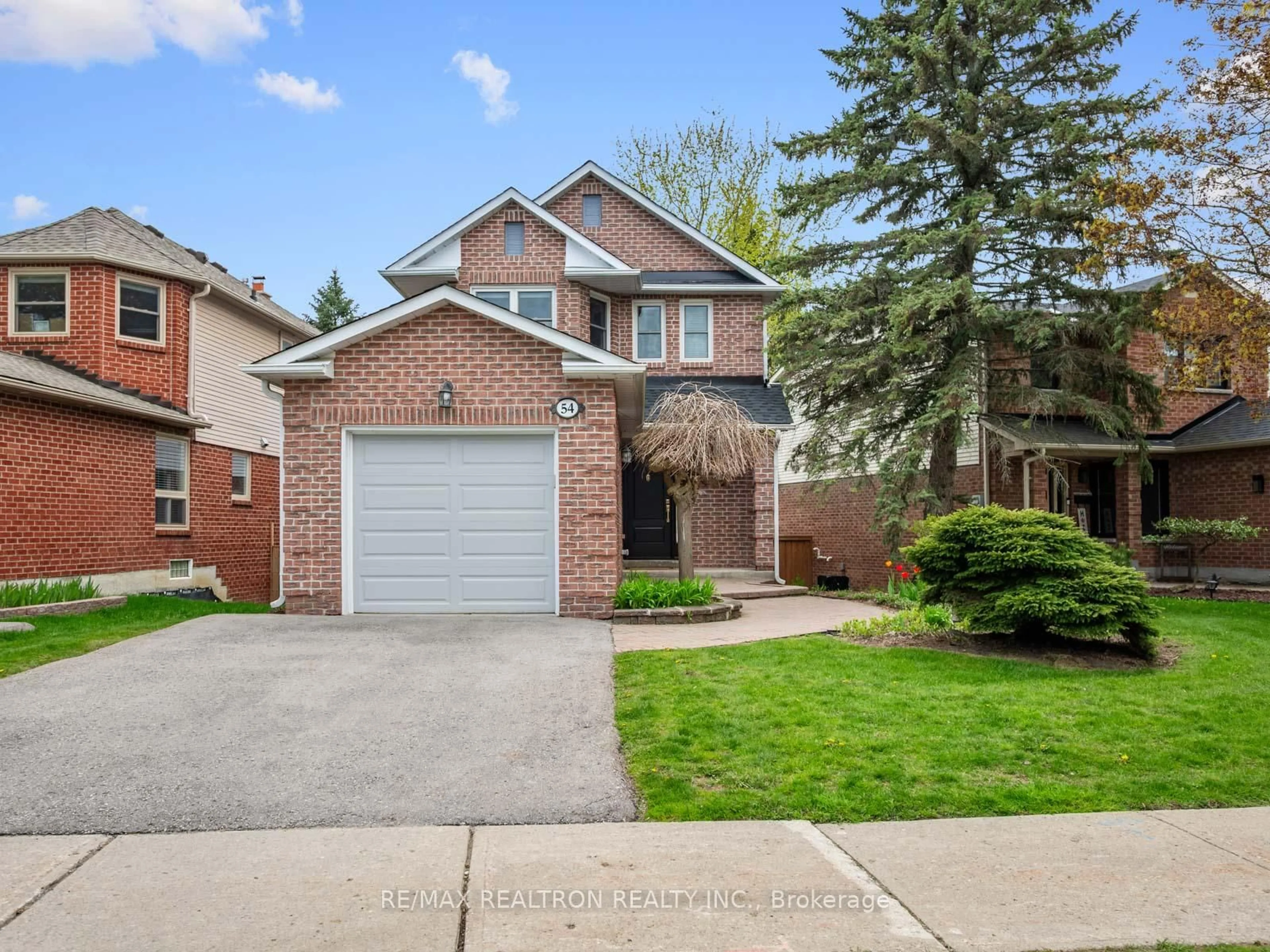 Home with brick exterior material, street for 54 Moorcrest Dr, Aurora Ontario L4G 3R4