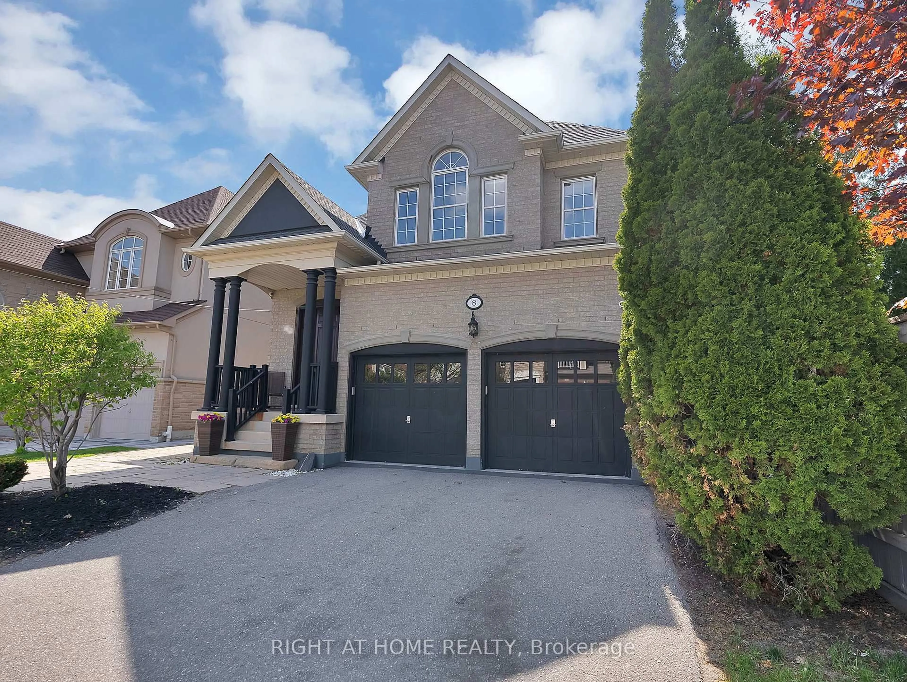 Unknown for 8 Yemina Gate, Vaughan Ontario L6A 0G9