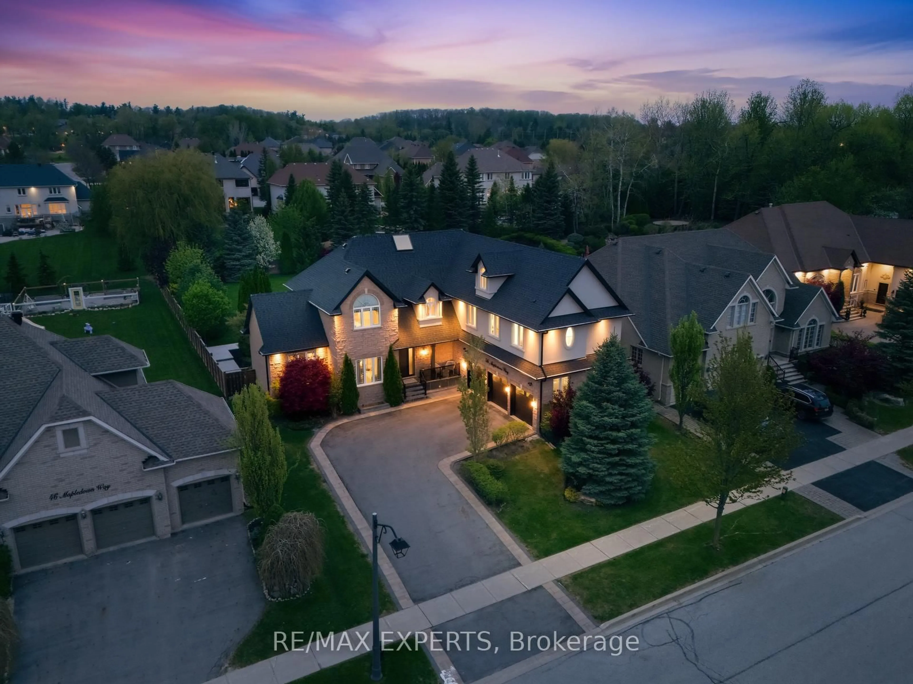 A pic from outside/outdoor area/front of a property/back of a property/a pic from drone, unknown for 56 Mapledown Way, Vaughan Ontario L6A 4A8