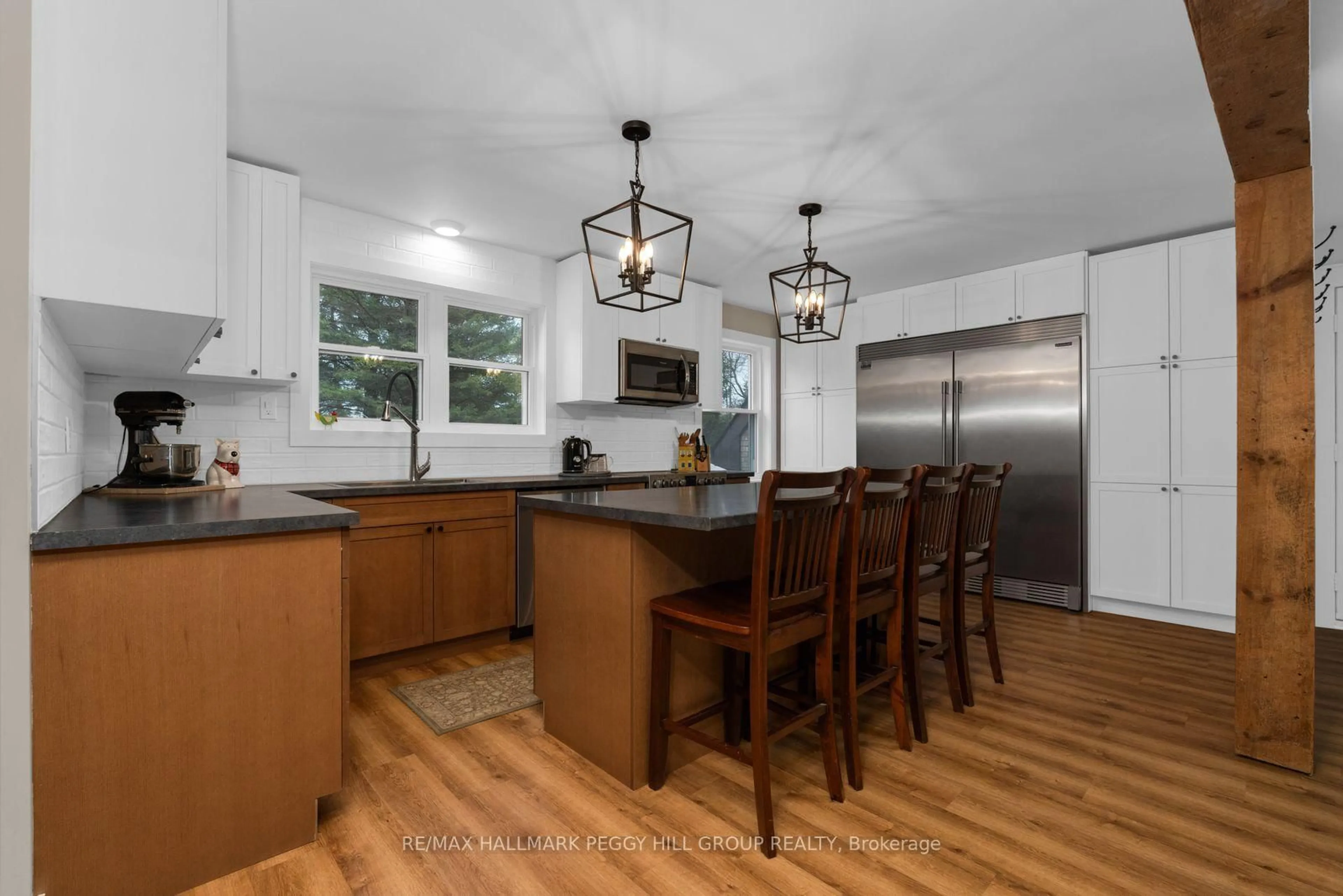 Open concept kitchen, unknown for 7816 6th Line, Essa Ontario L0M 1T0