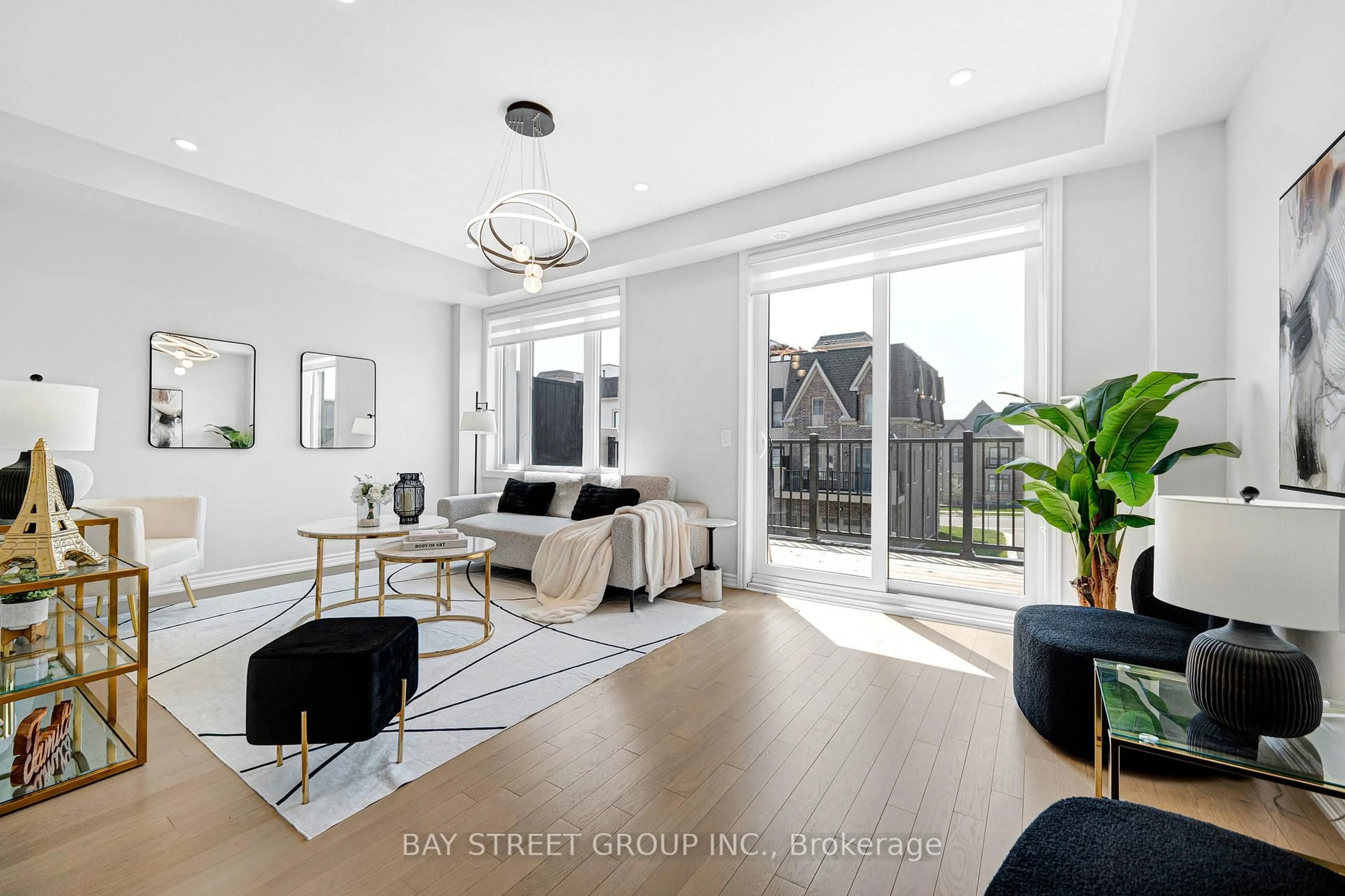 Living room with furniture, unknown for 9712 KENNEDY Rd, Markham Ontario L6C 3J8