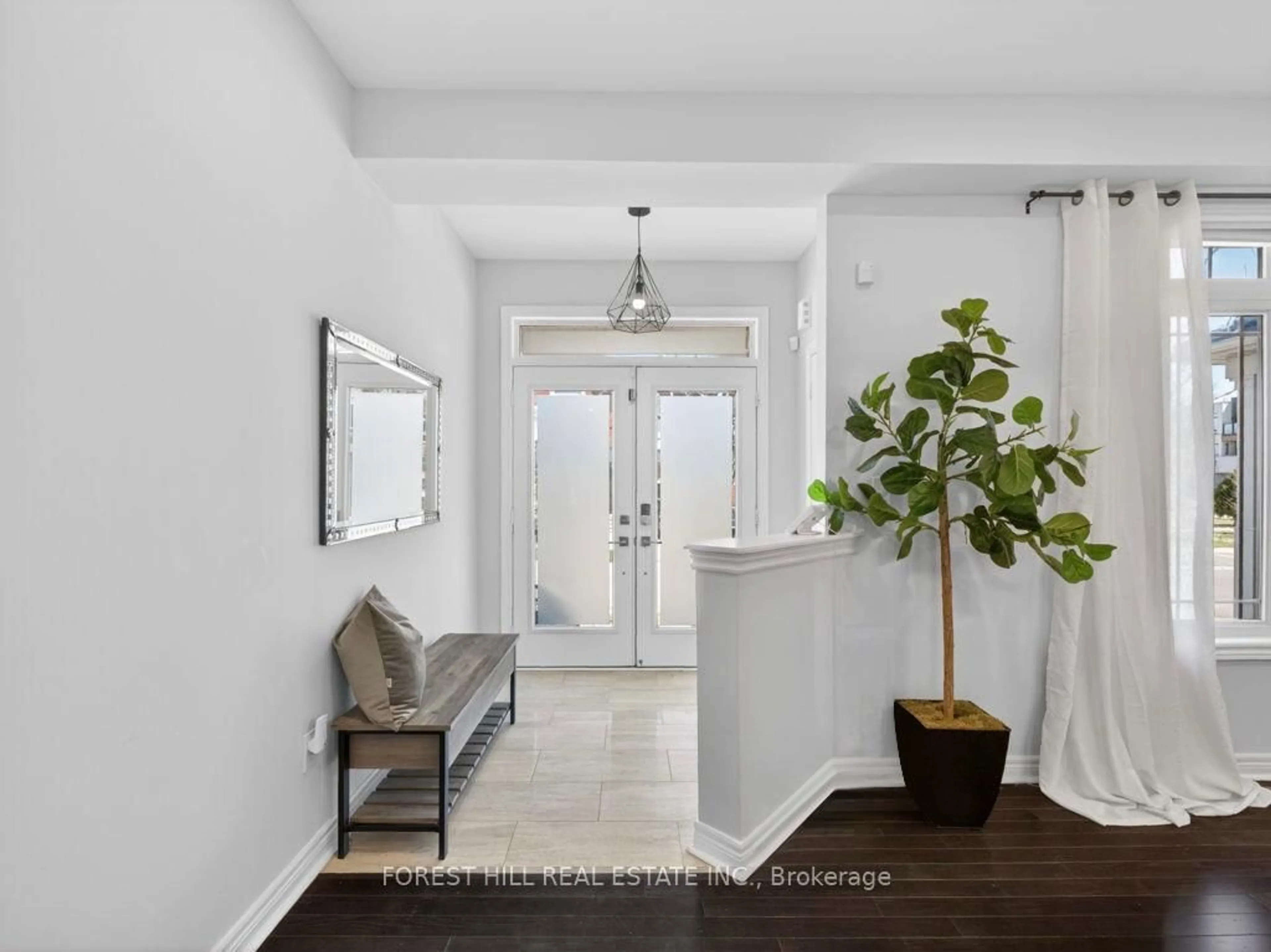 Indoor entryway for 12 Wallenberg Dr, Vaughan Ontario L6A 4M1