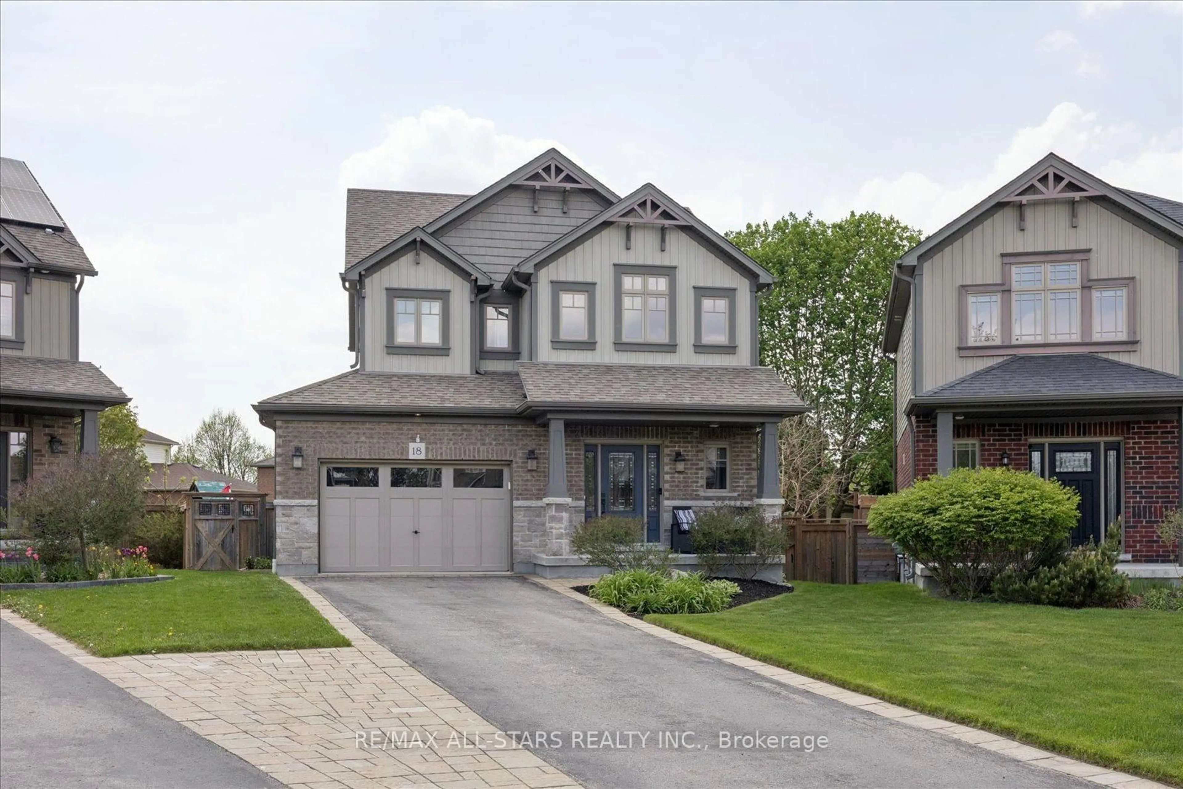 Home with brick exterior material, street for 18 Carleton Tr, New Tecumseth Ontario L0G 1A0