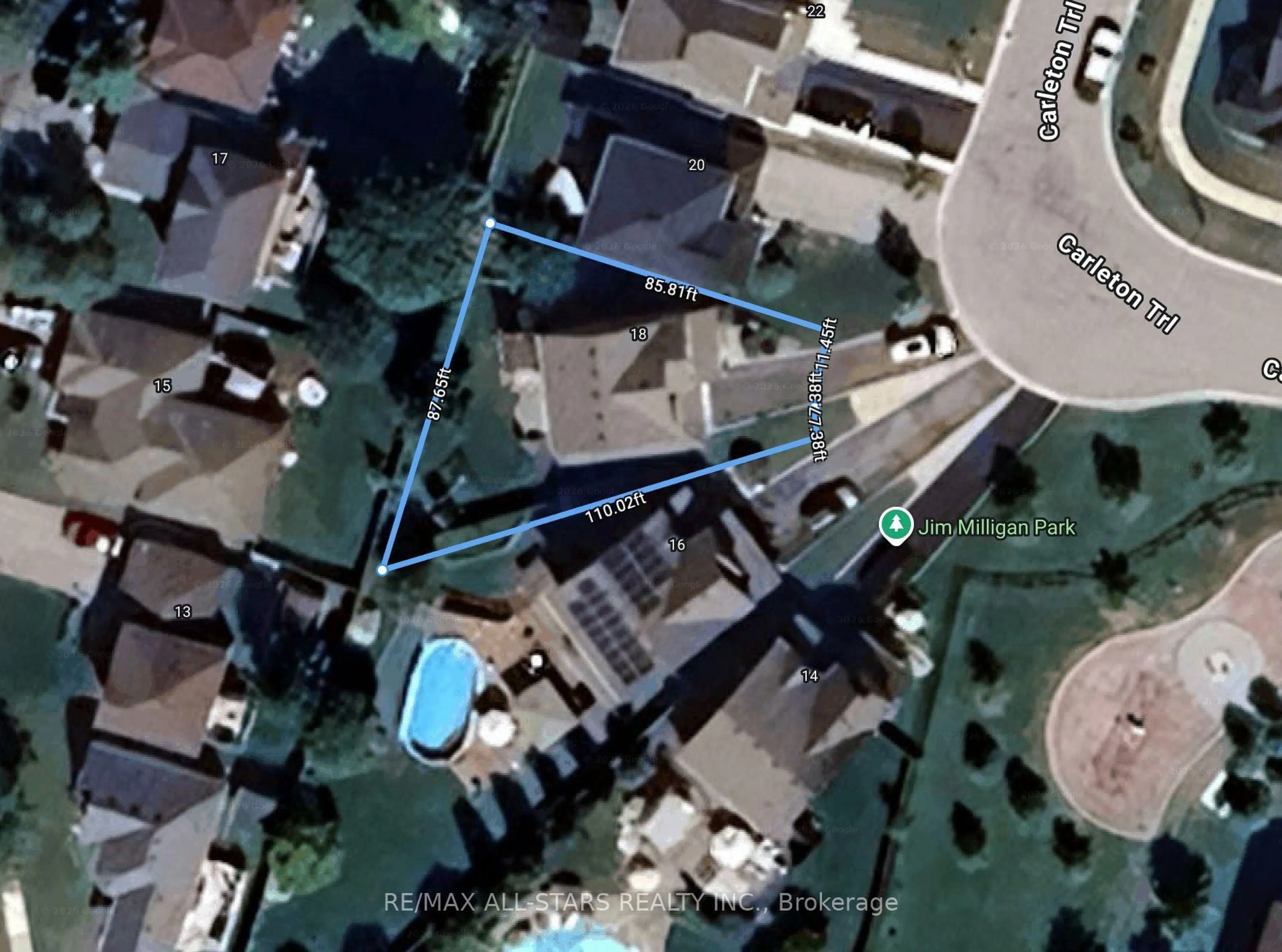 A pic from outside/outdoor area/front of a property/back of a property/a pic from drone, street for 18 Carleton Tr, New Tecumseth Ontario L0G 1A0