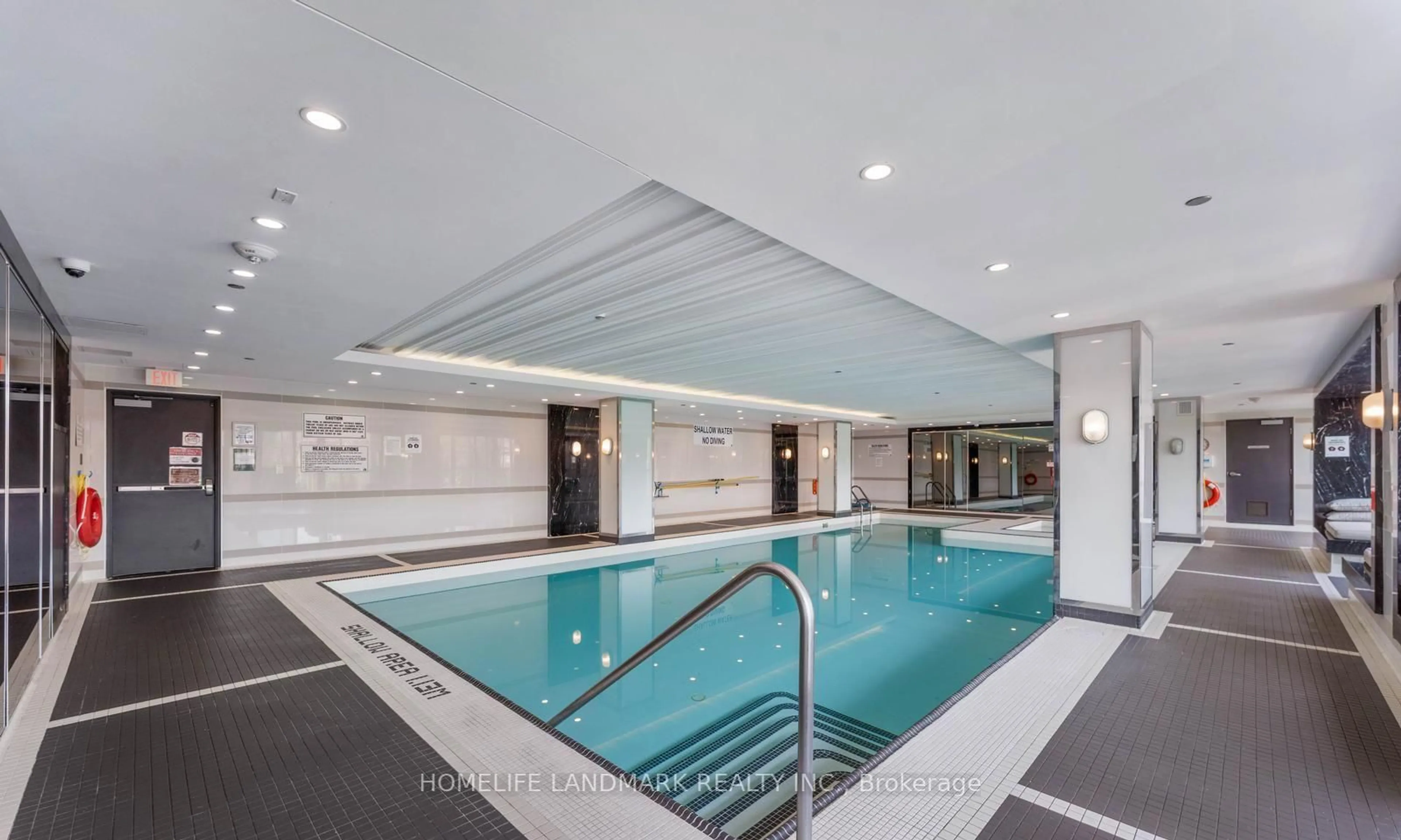 Pool for 9471 Yonge St #745, Richmond Hill Ontario L4C 1V4