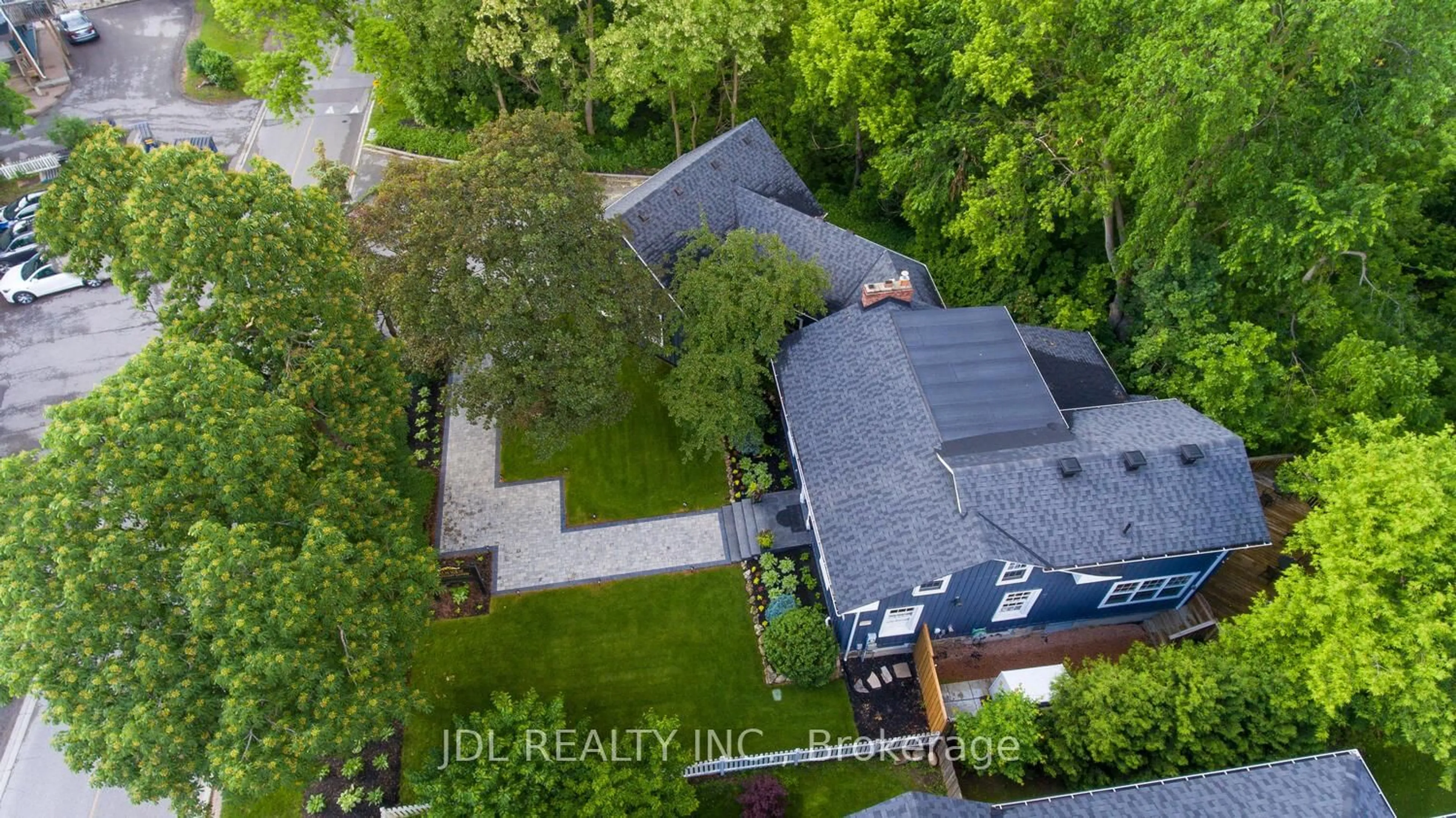 A pic from outside/outdoor area/front of a property/back of a property/a pic from drone, street for 145 Main St, Markham Ontario L3R 2G7