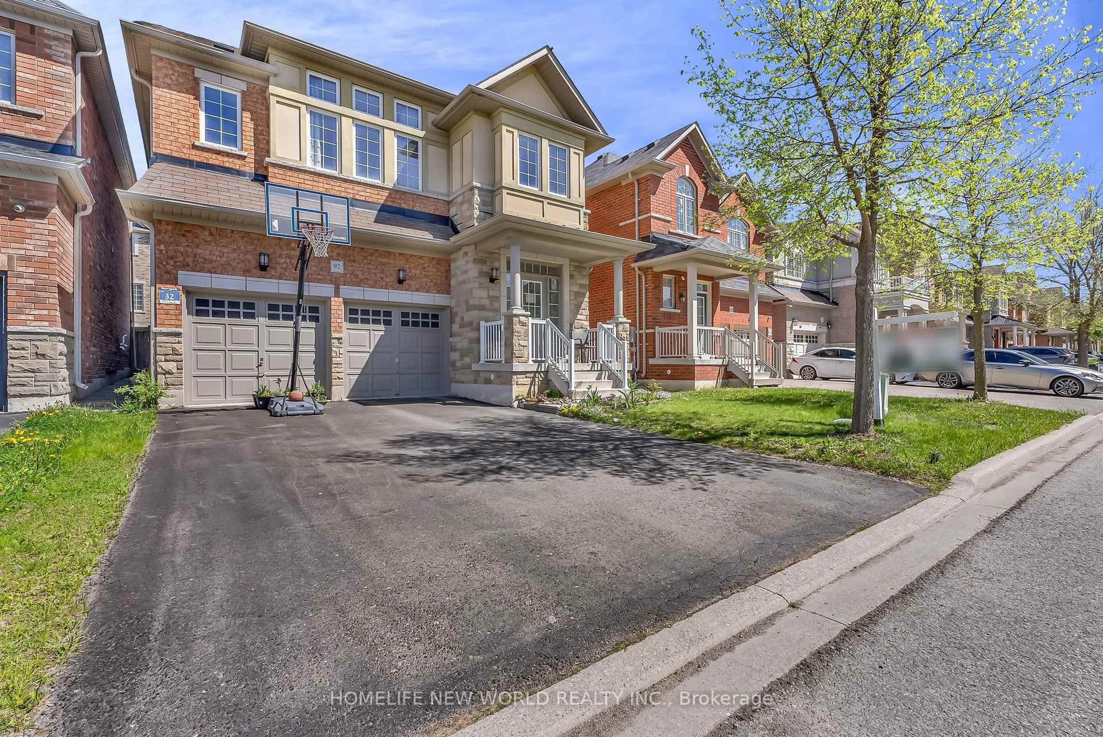 Home with brick exterior material, street for 92 Estrella Cres, Richmond Hill Ontario L4E 0S3