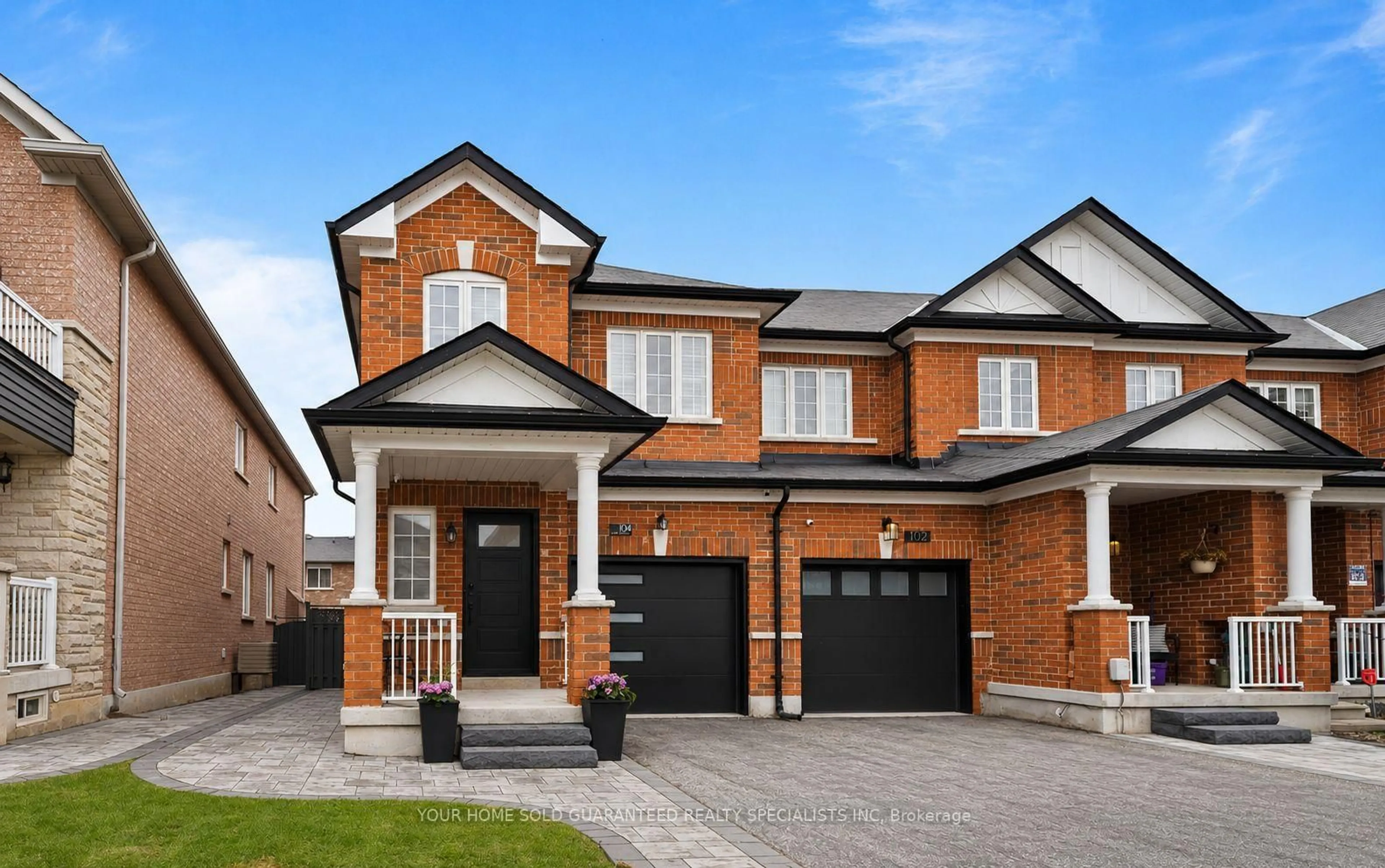 Home with brick exterior material, street for 104 Northway Ave, Whitchurch-Stouffville Ontario L4A 0T7