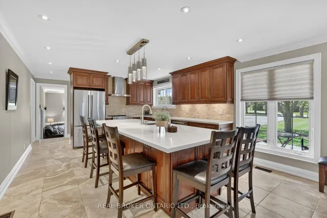 22213 Catering Rd, East Gwillimbury 5