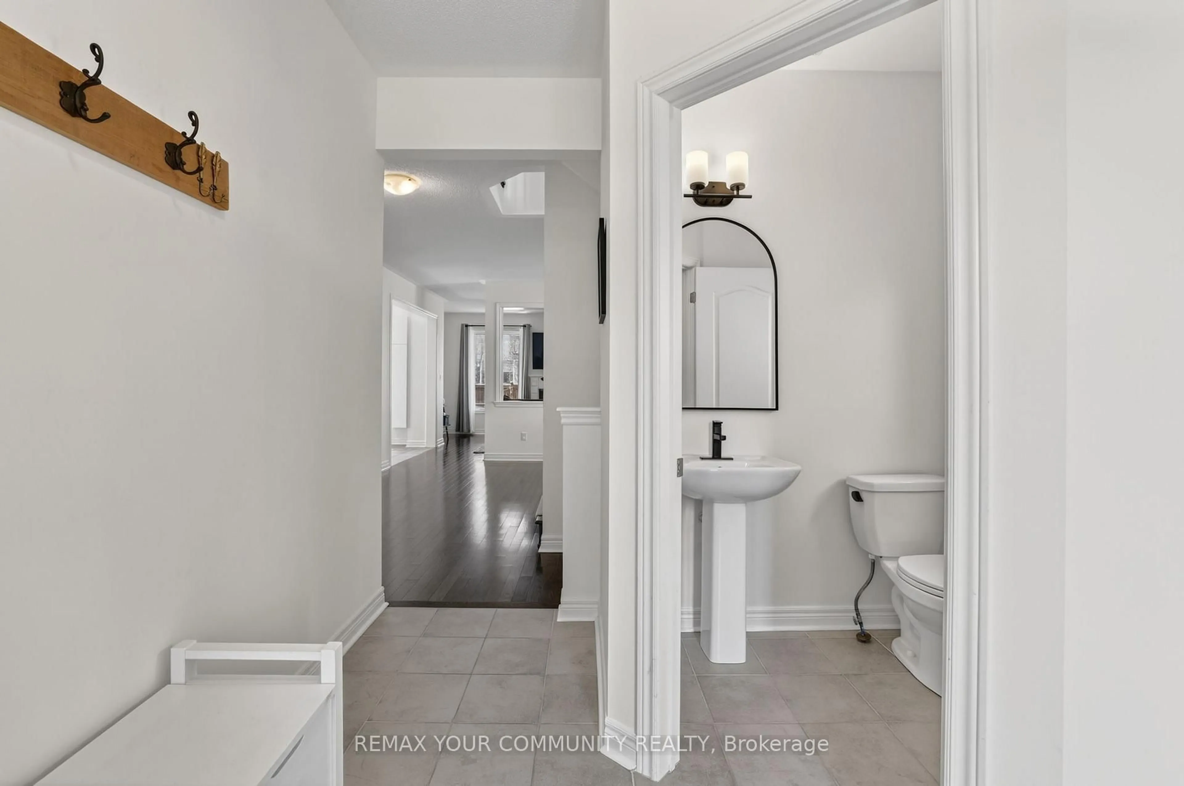 Unknown for 668 West Park Ave, Bradford West Gwillimbury Ontario L3Z 0N2