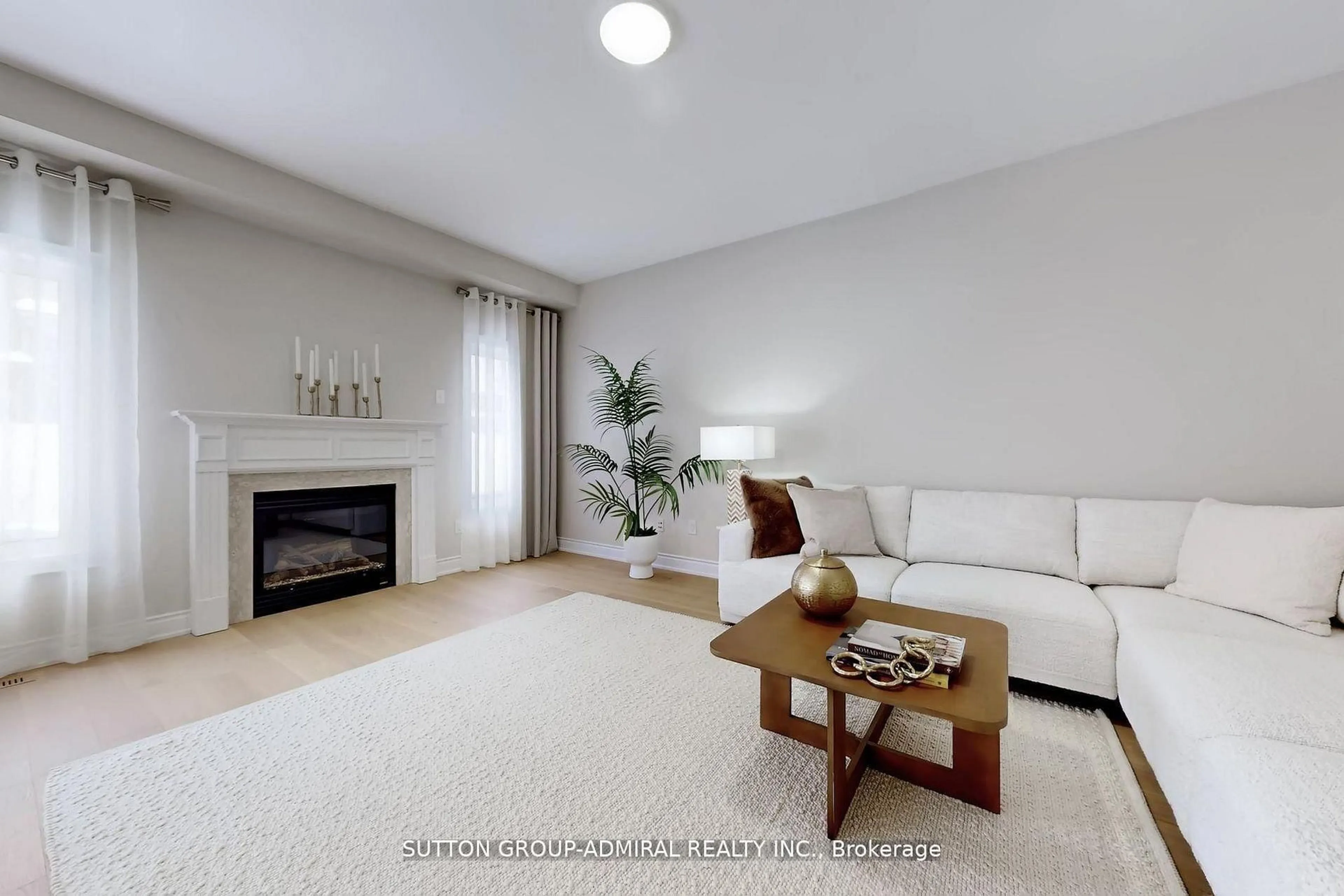 Living room with furniture, unknown for 85 Coral Acres Dr, Vaughan Ontario L6A 4K8
