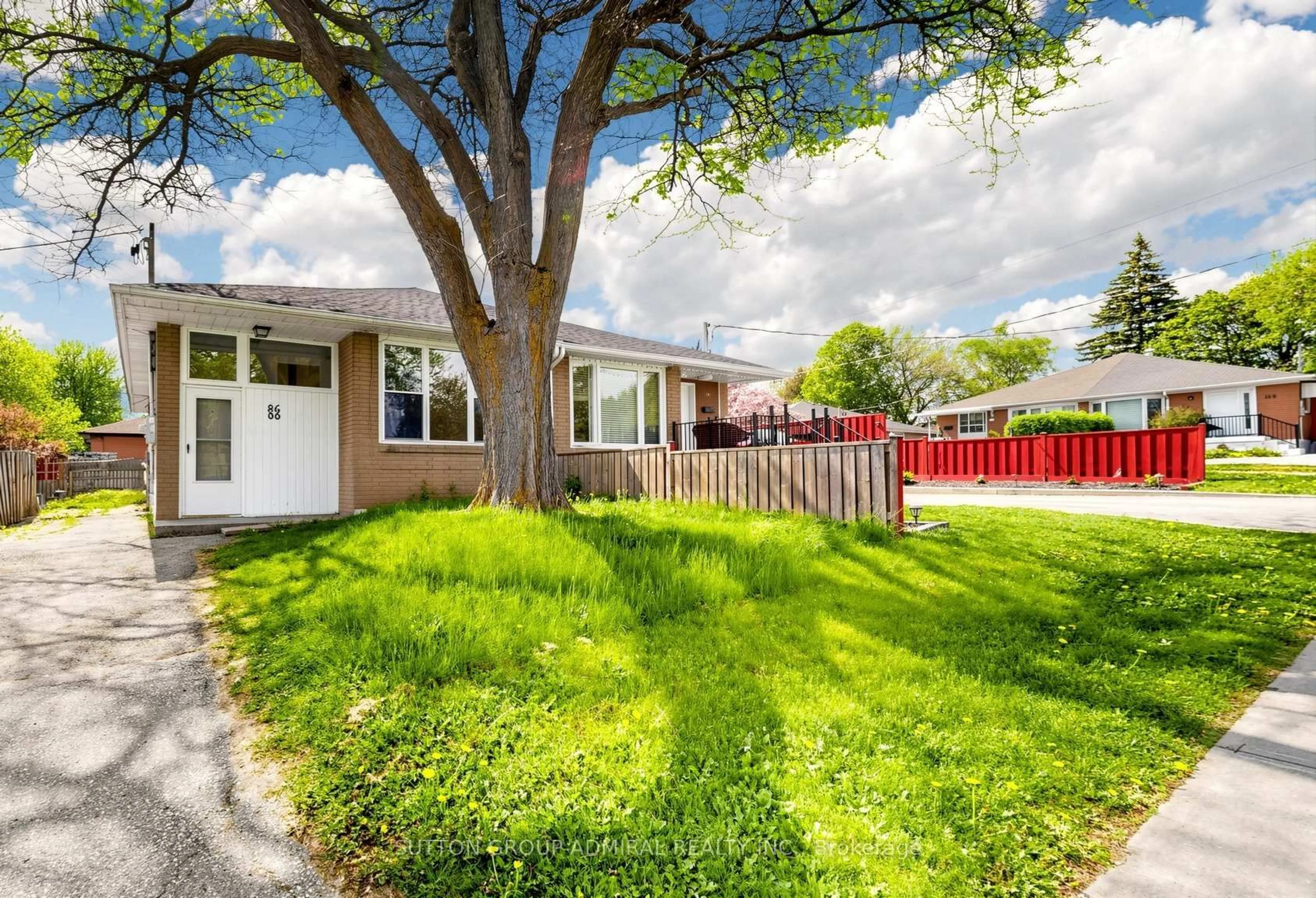 Unknown for 86 Newbury Dr, Newmarket Ontario L3Y 4R3