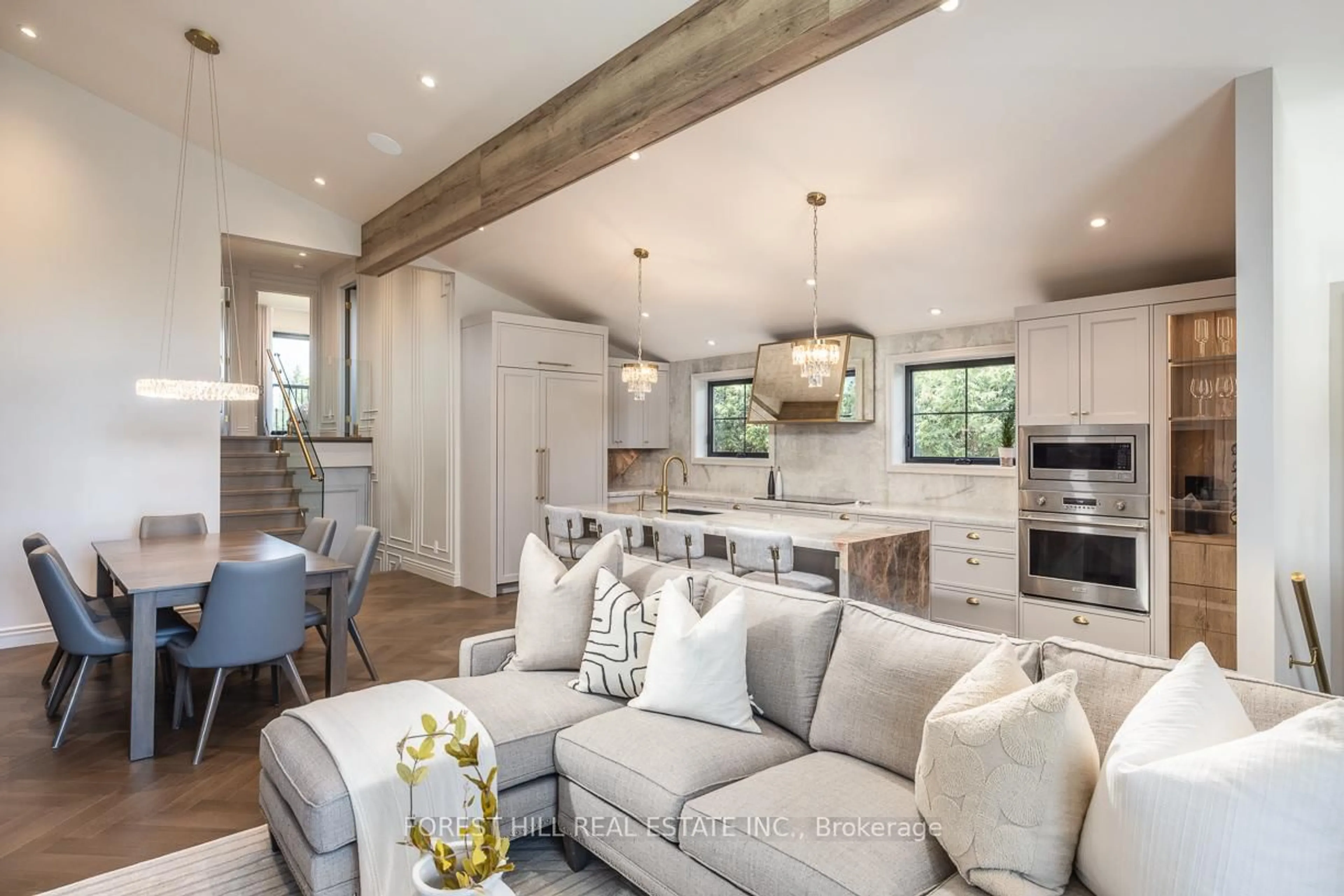 Open concept kitchen, unknown for 596 Woodbridge Ave, Vaughan Ontario L4L 2T7
