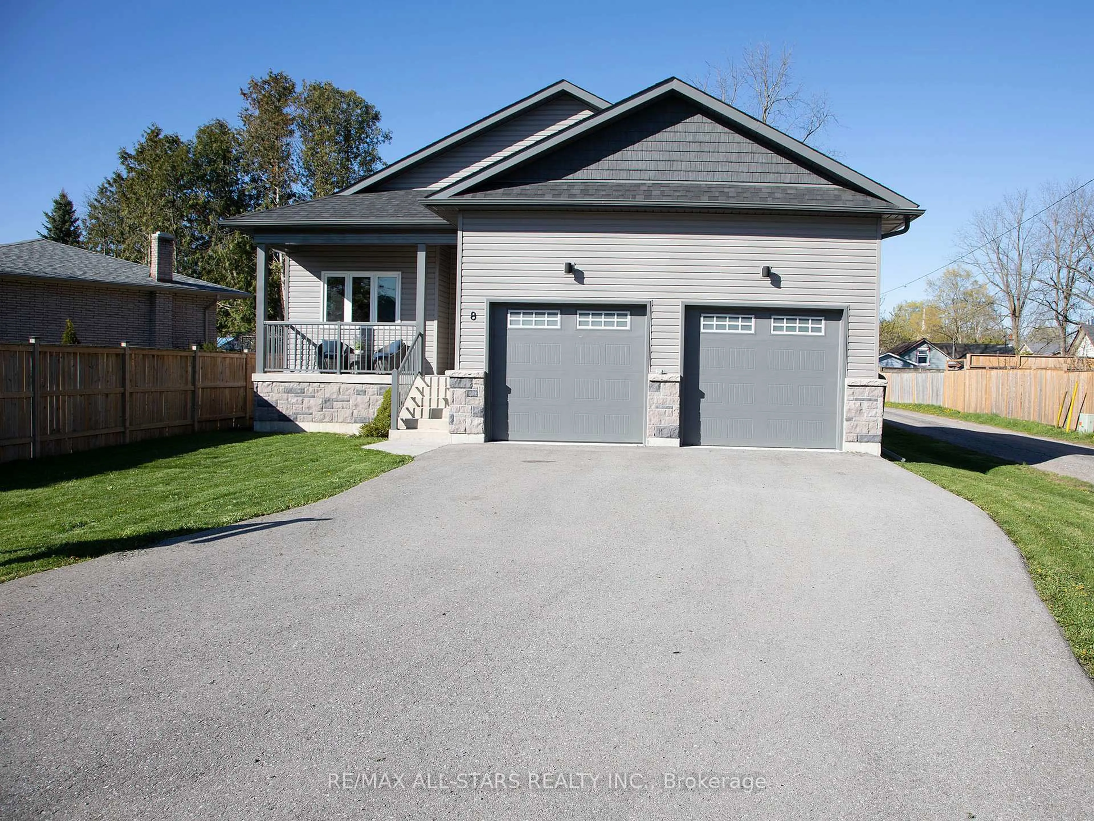 Home with vinyl exterior material, street for 8 Georgina St, Georgina Ontario L0E 1R0