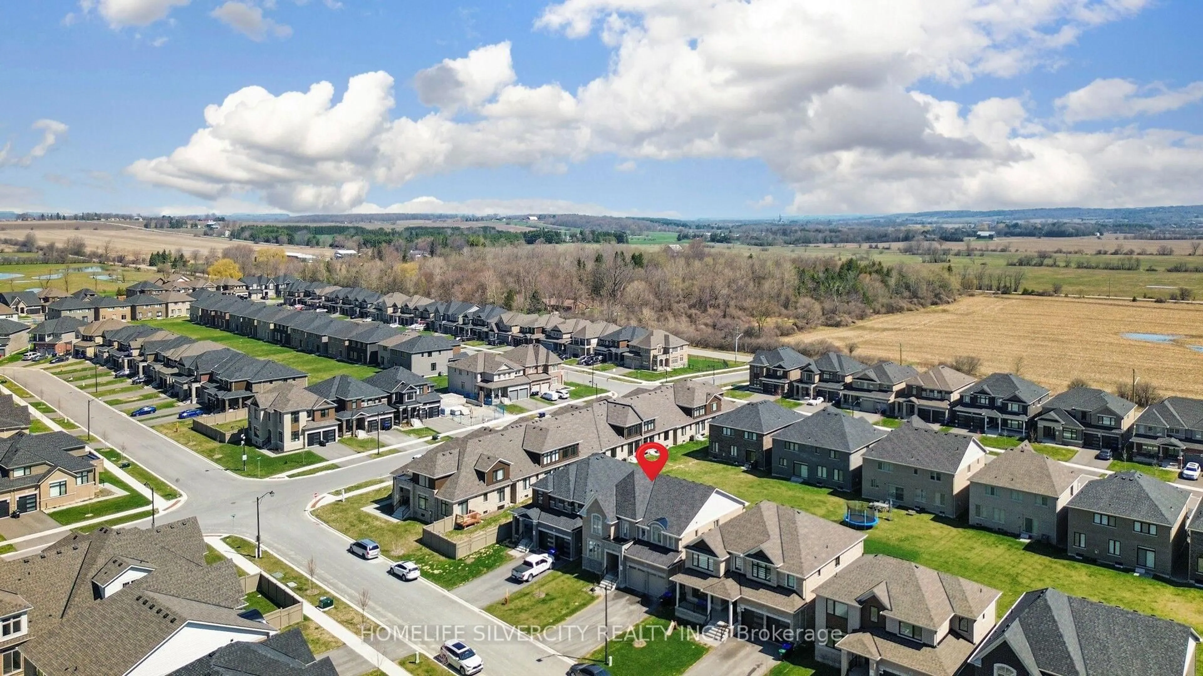 A pic from outside/outdoor area/front of a property/back of a property/a pic from drone, mountain view for 4 Sandhill Cres, Adjala-Tosorontio Ontario L0G 1W0