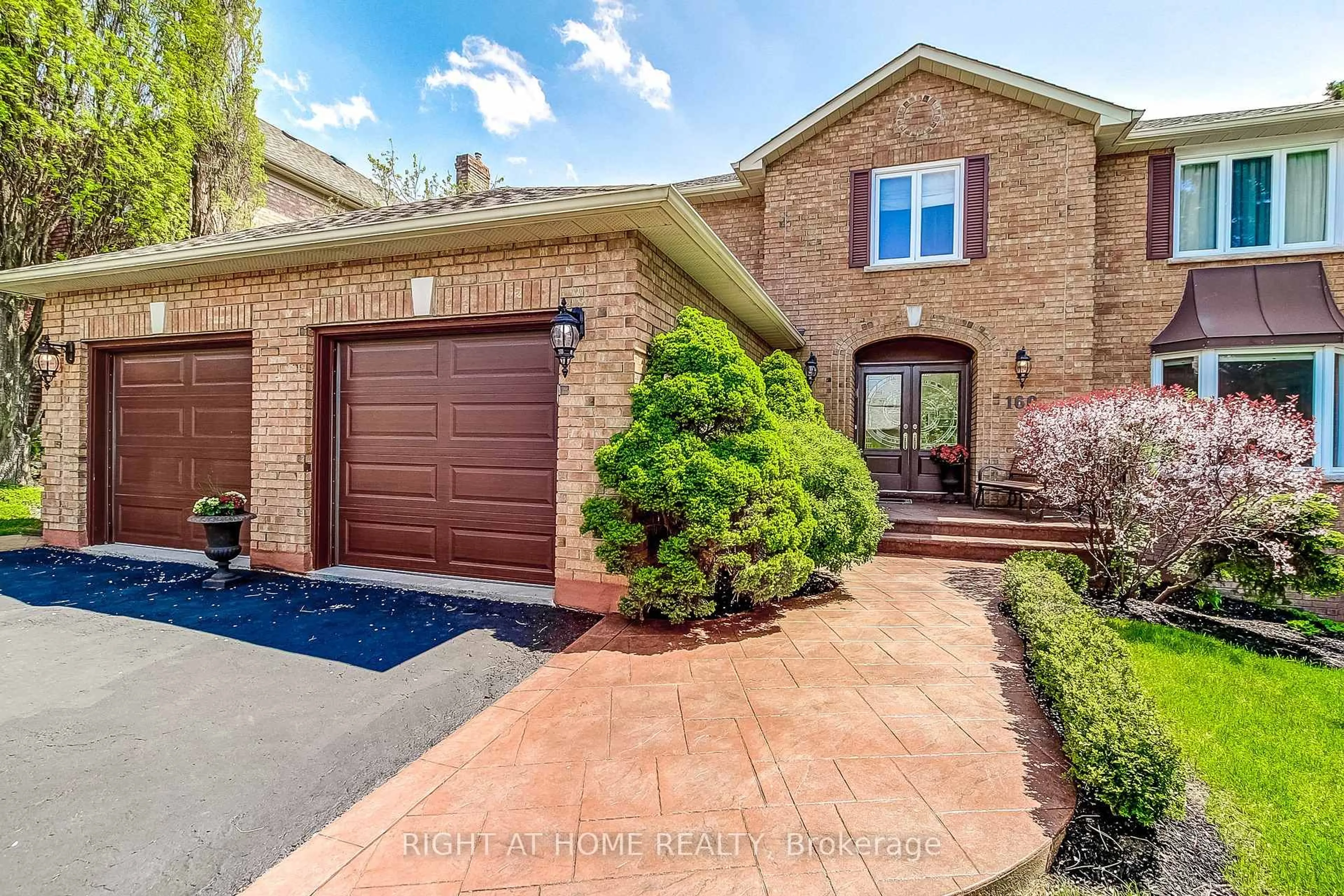 Home with brick exterior material, street for 160 Rossmull Cres, Vaughan Ontario L4L 7E1