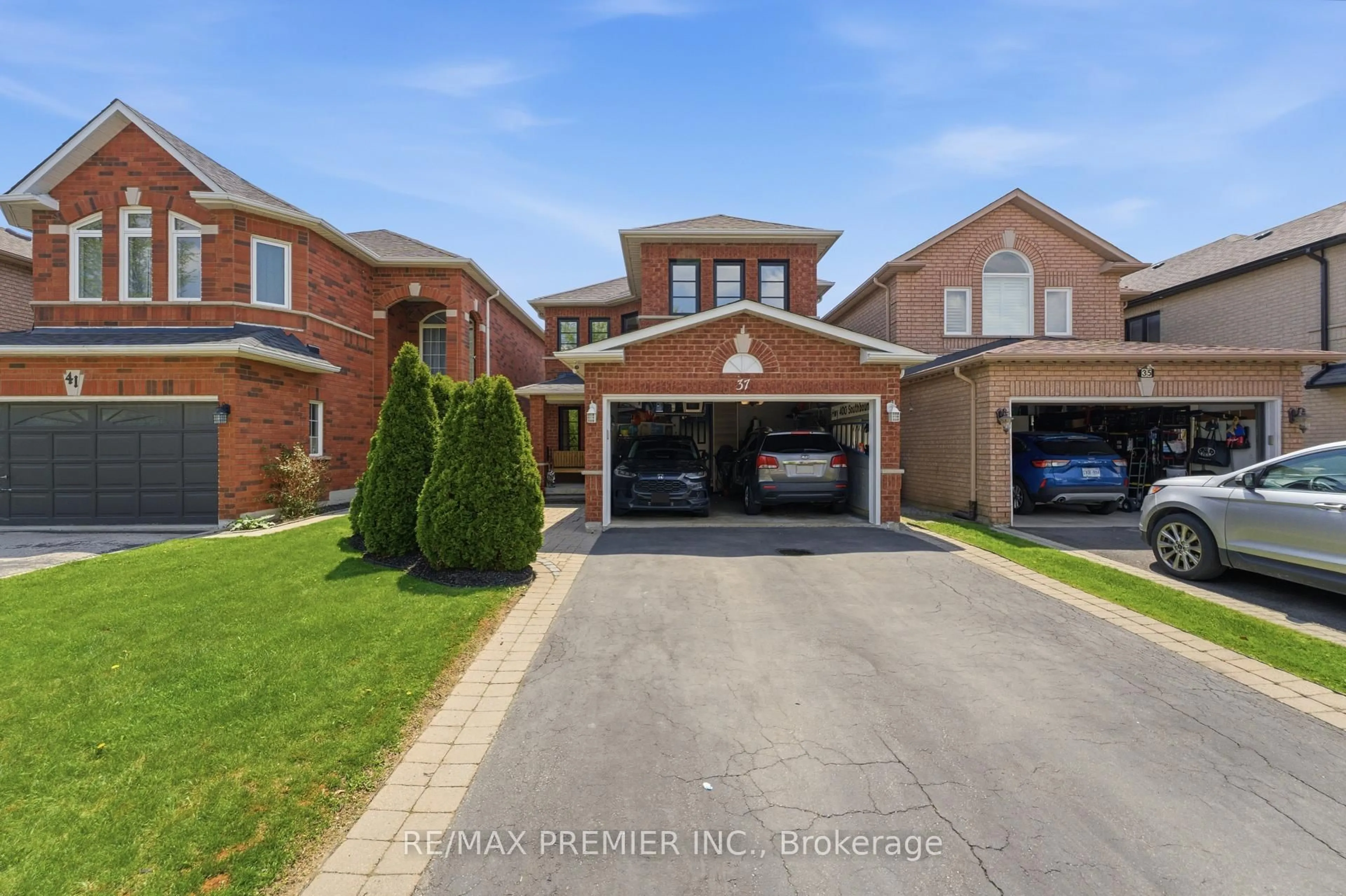 Home with brick exterior material, street for 37 Princeton Gate, Vaughan Ontario L6A 2R7