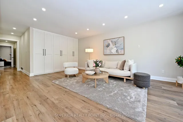 150 Mathewson St, Vaughan 5