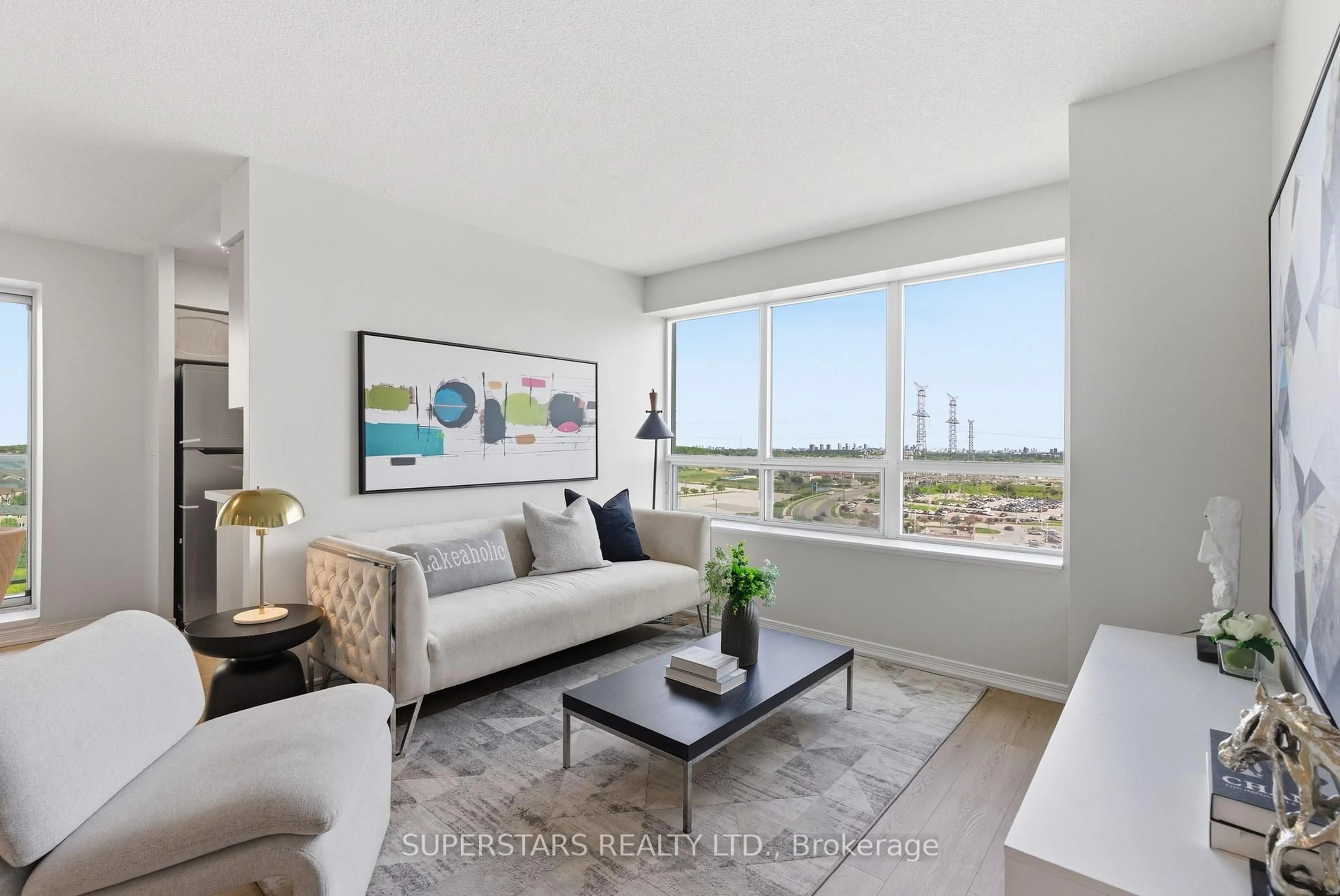 Living room with furniture, unknown for 23 Oneida Cres #1204, Richmond Hill Ontario L4B 0A2