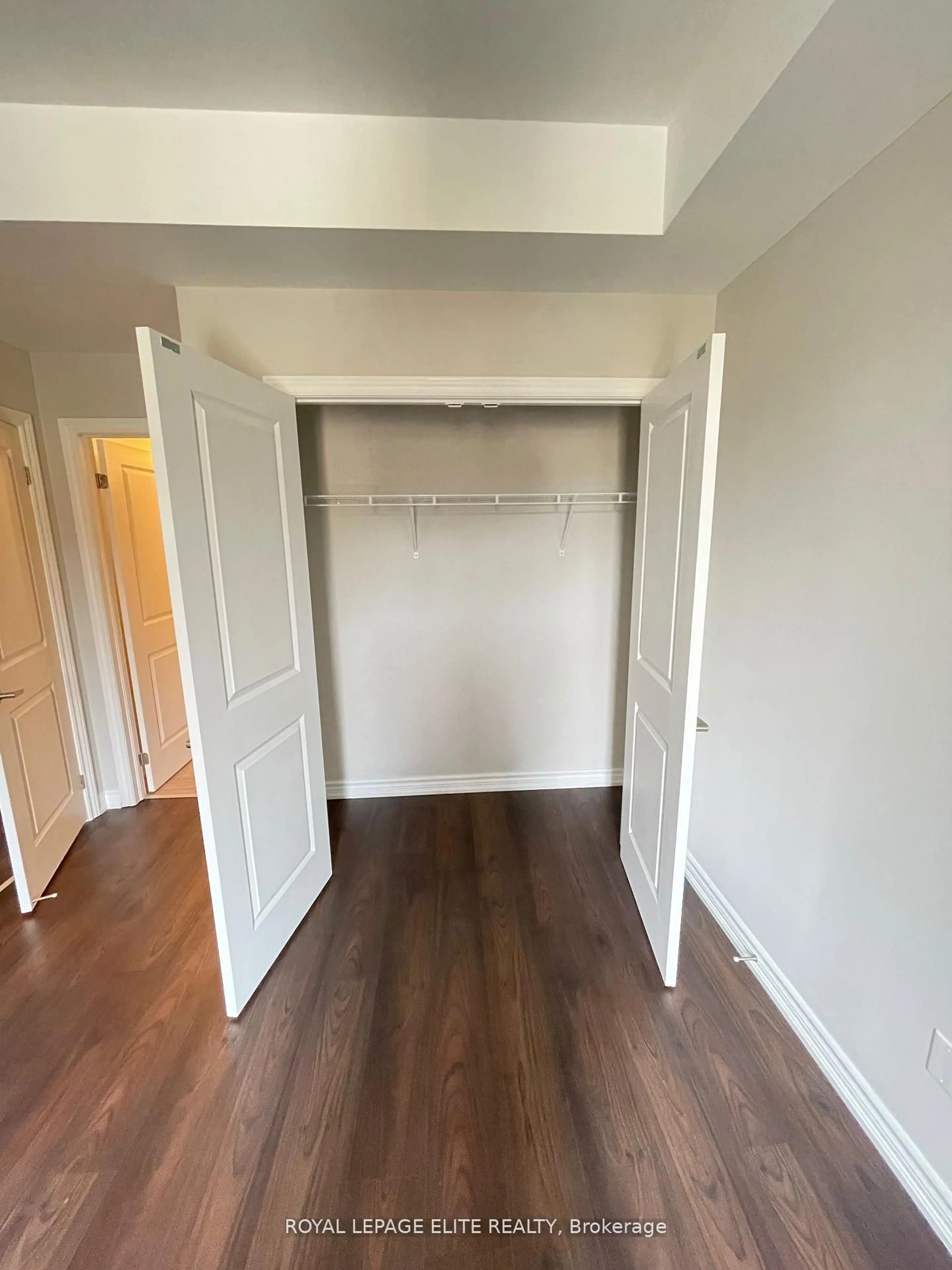 A pic of a room for 198 Pine Grove Rd #06, Vaughan Ontario L4L 1X3
