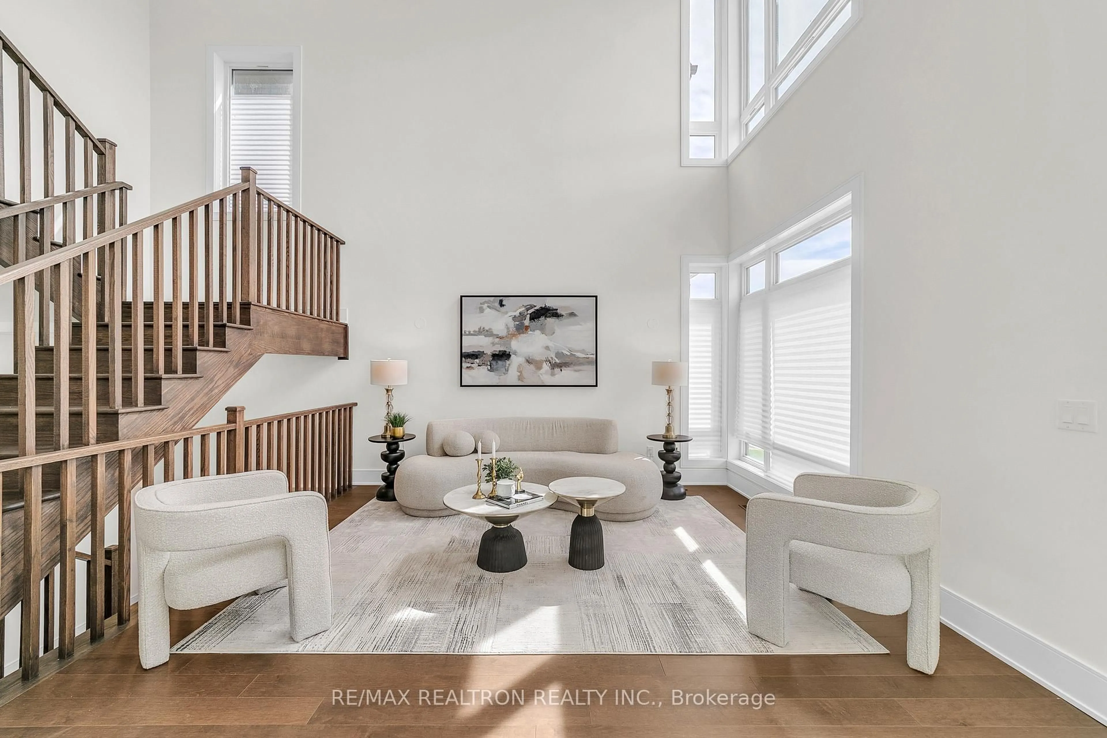 Living room with furniture, unknown for 8 Saxby Farm Ave, King Ontario L7B 0T1