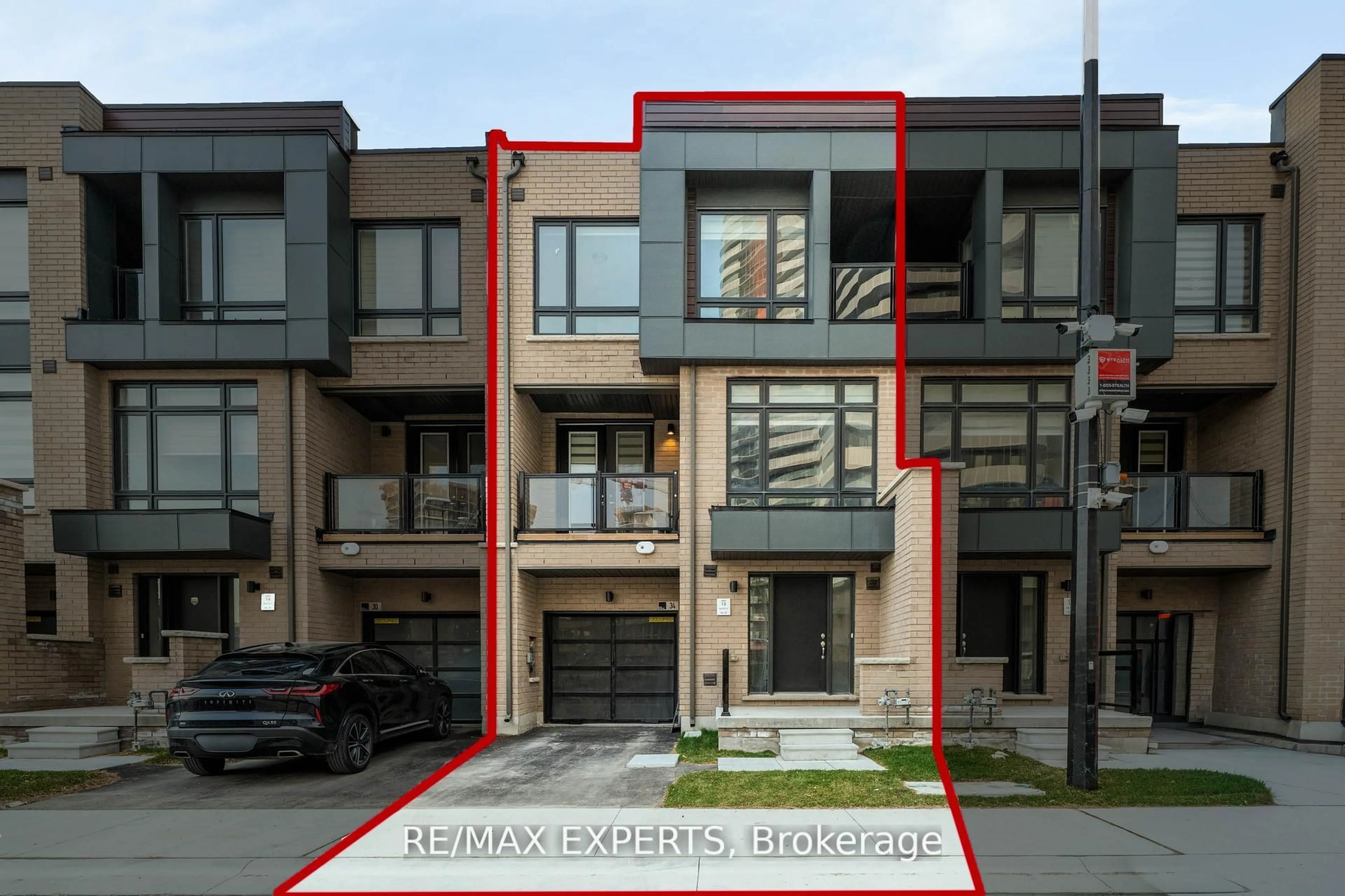 Unknown for 34 Dandara Gate, Vaughan Ontario L4L 0B6