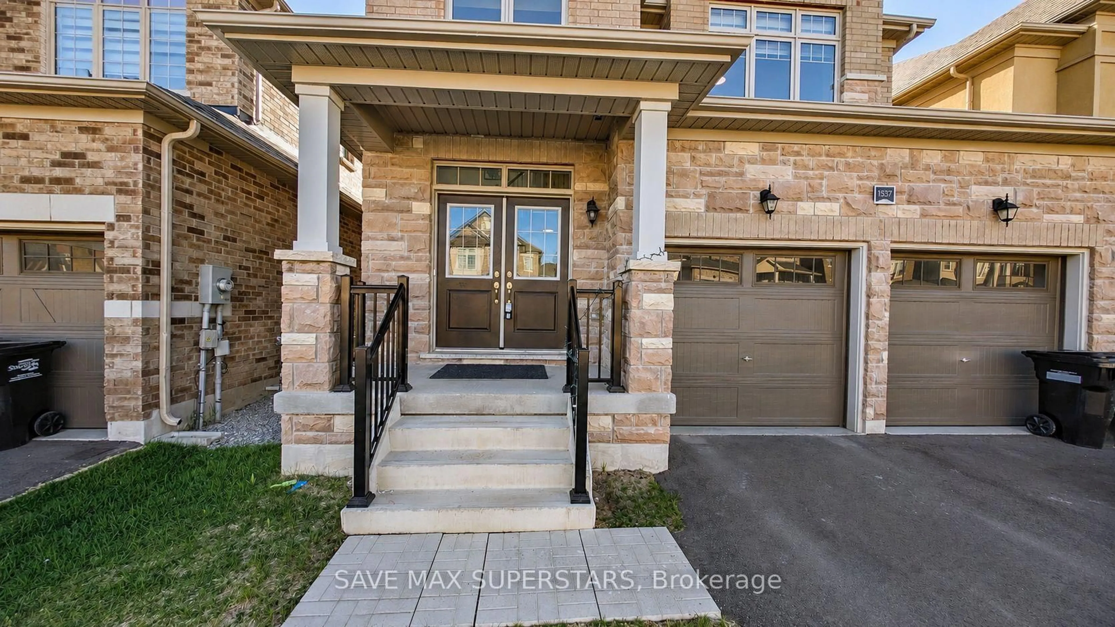 Unknown for 1537 Harker St, Innisfil Ontario L6S 0R4